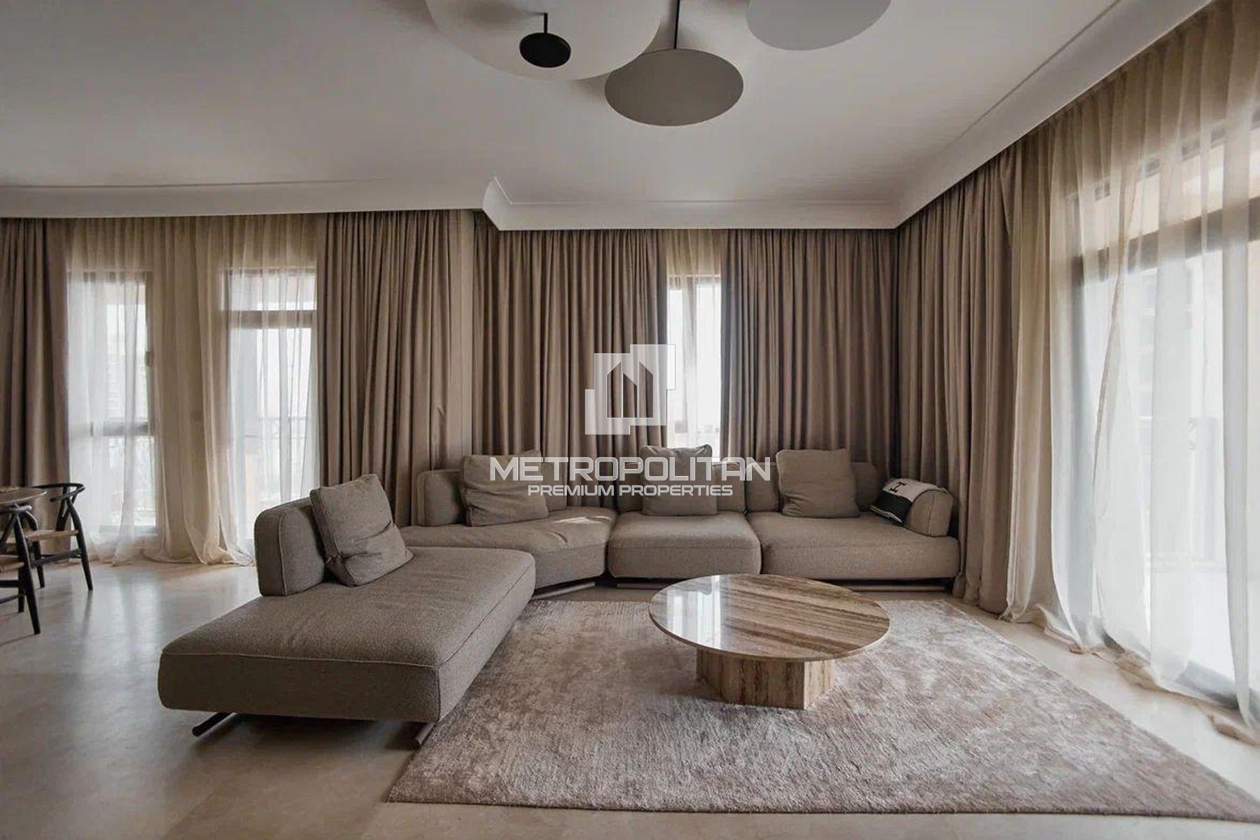 4BR Penthouse for Sale in Umm Suqeim – MPS-49370