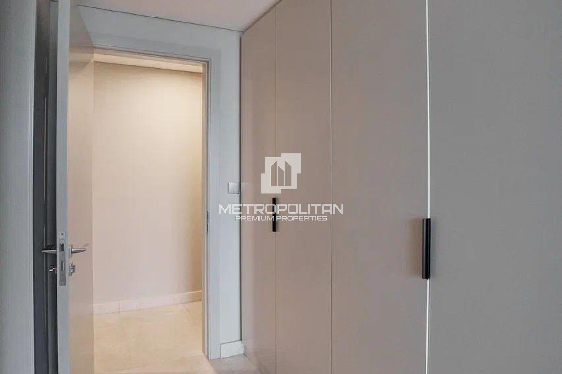 Fully Upgraded | Burj Arab View | Spacious