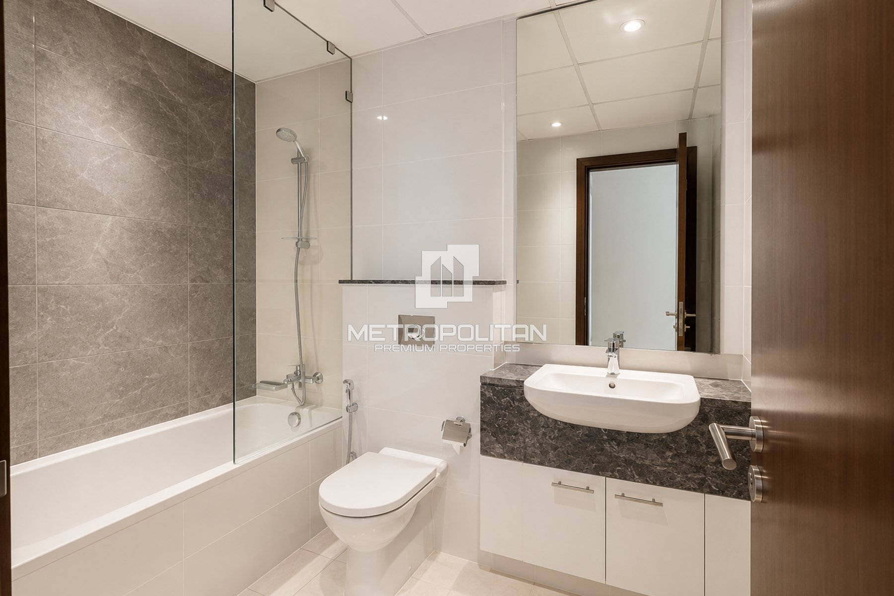 3BR Apartment for Sale in Business Bay – MPS-49438