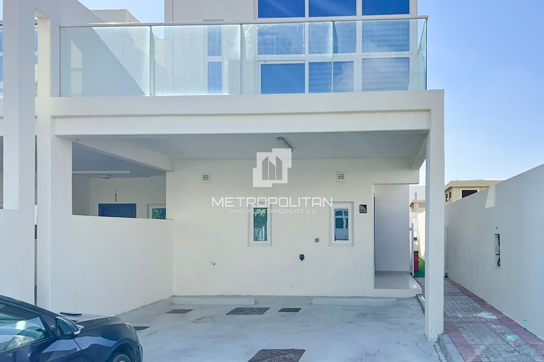 R2M14 | Near Pool | 3+Maid | Closed Kitchen