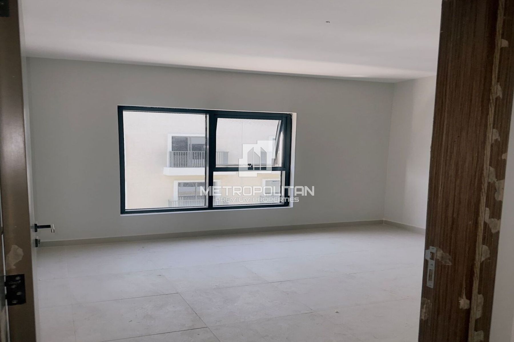 Exclusive 2BR | Ready to Move | High ROI