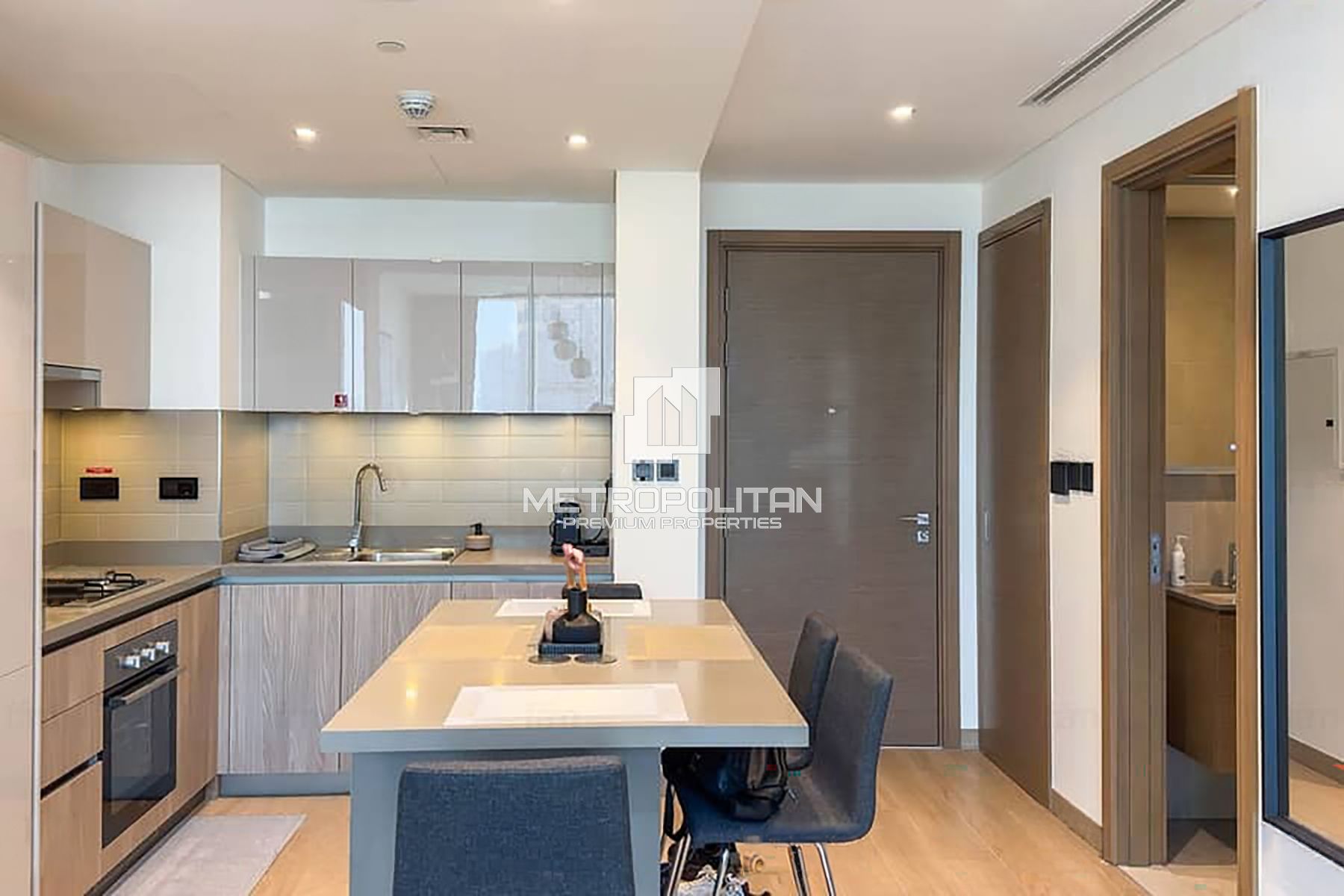 Vacant | Furnished | High Floor | Skyline View