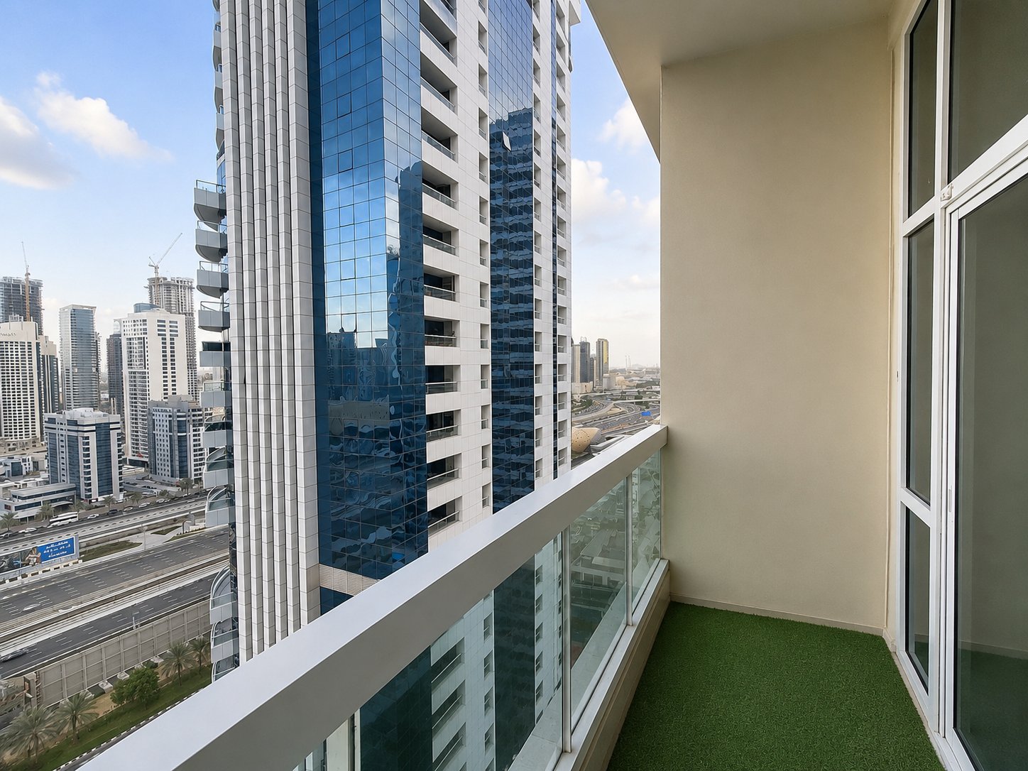 1BR + Study | 8% ROI | Tenanted – Investor Deal