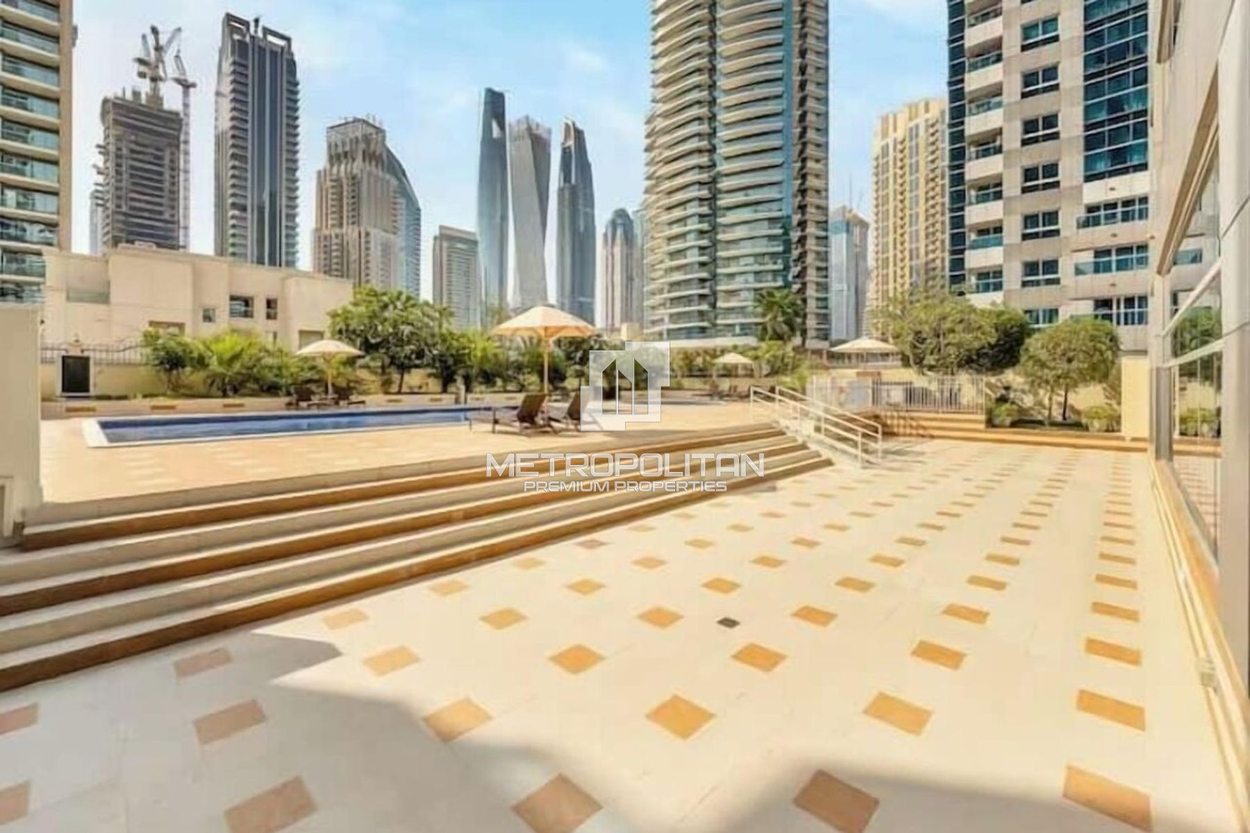 Exclusive | Near Metro | Fitted Kitchen | Rented