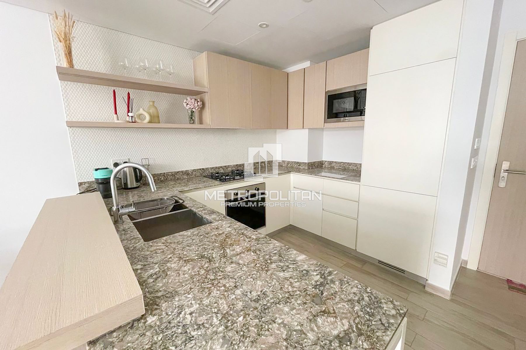 Fully Furnished | Vacant | Exclusive | Low Floor