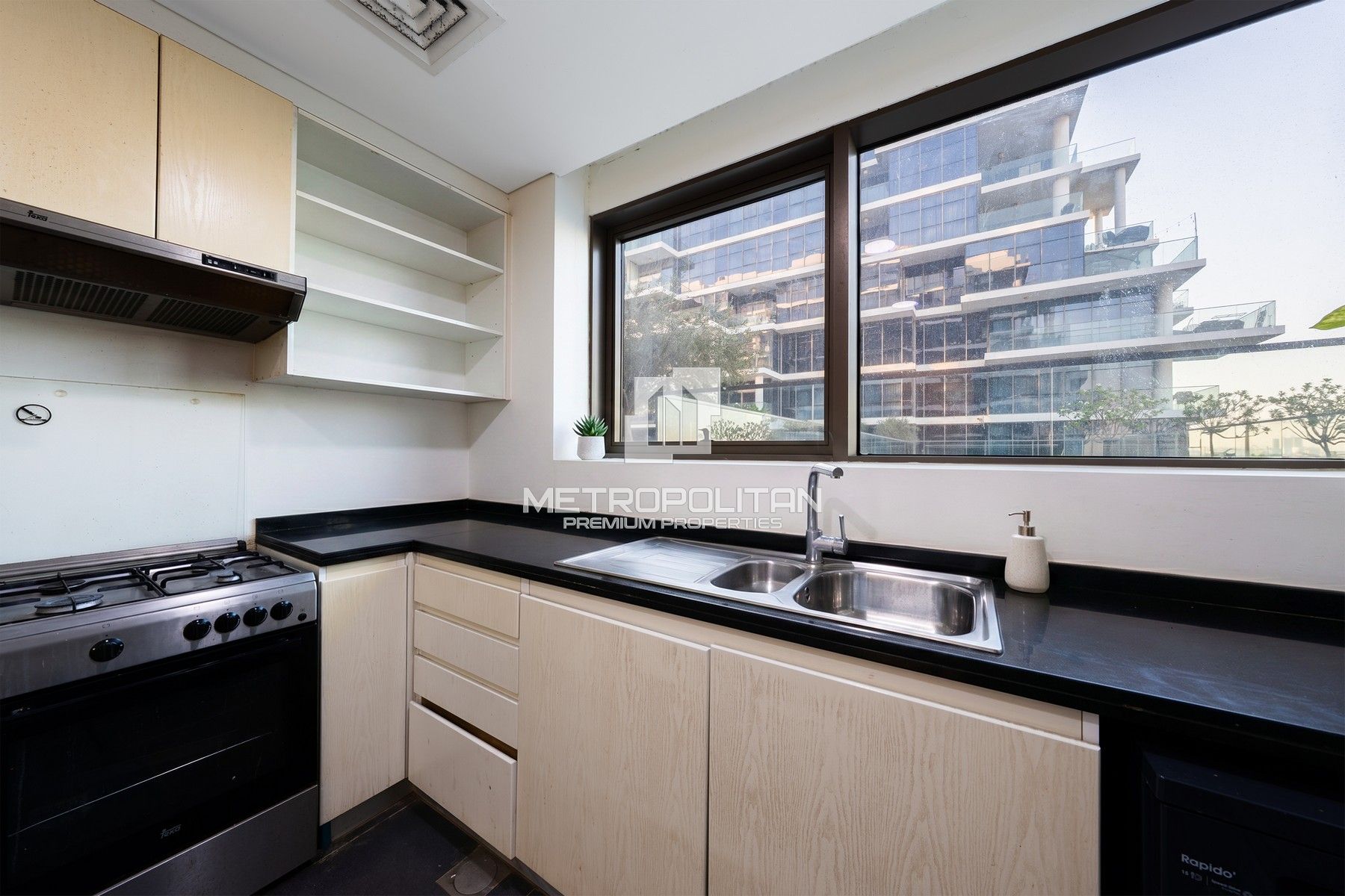 2 En-Suite BRs | Maid’s Room | Pool & Park View
