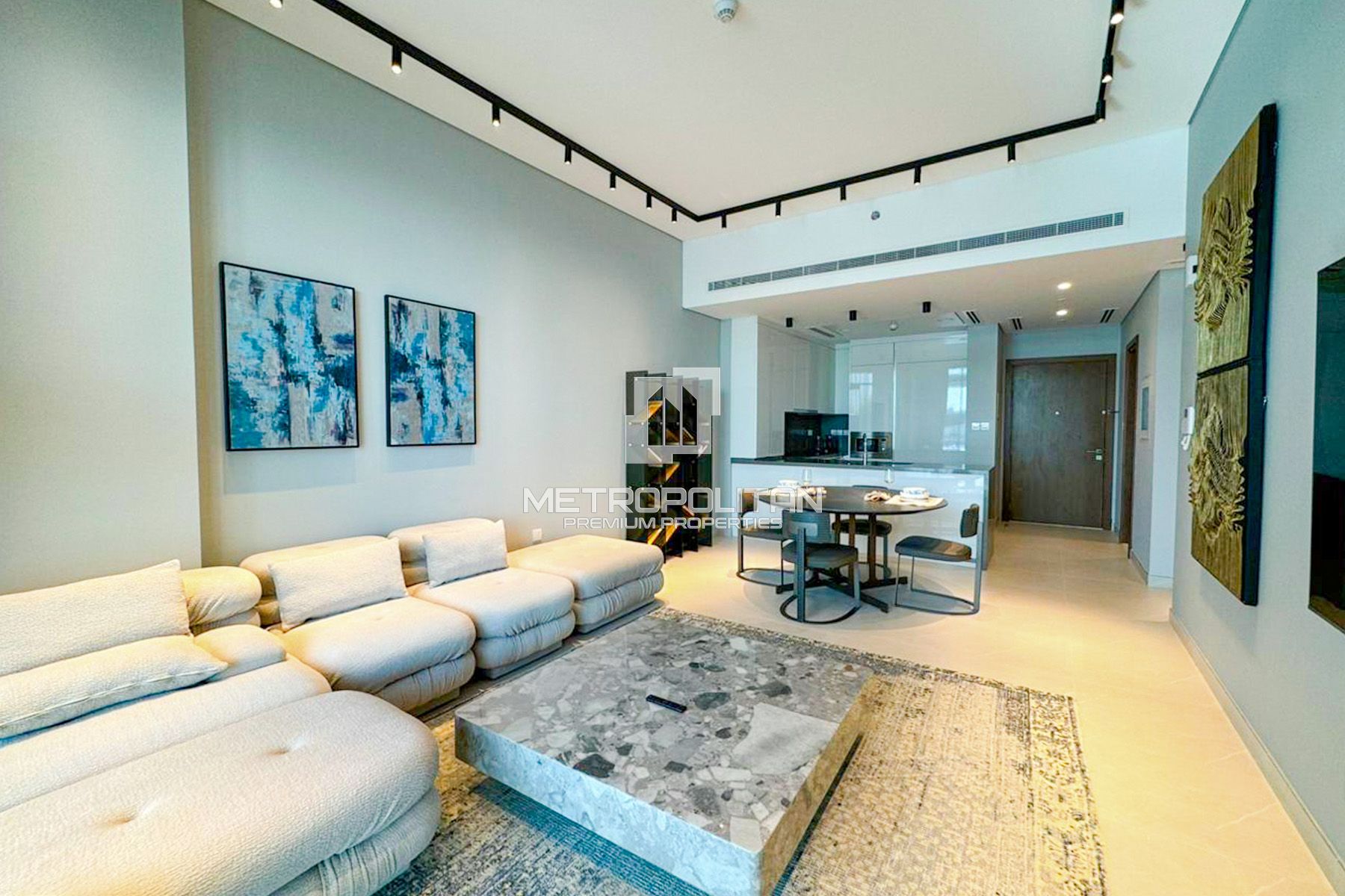 Upgraded Canal View| Fully Furnished| Large Layout
