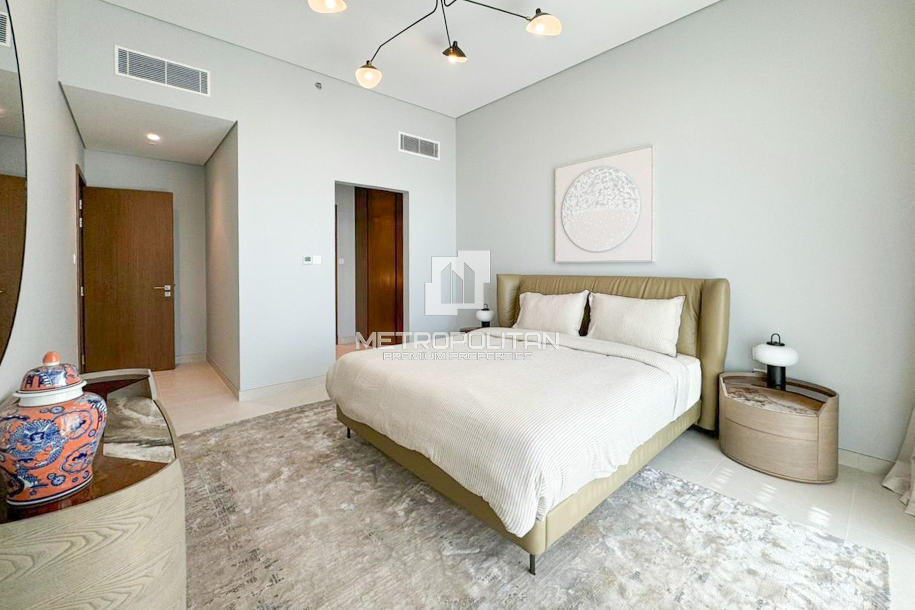 Upgraded Canal View| Fully Furnished| Large Layout