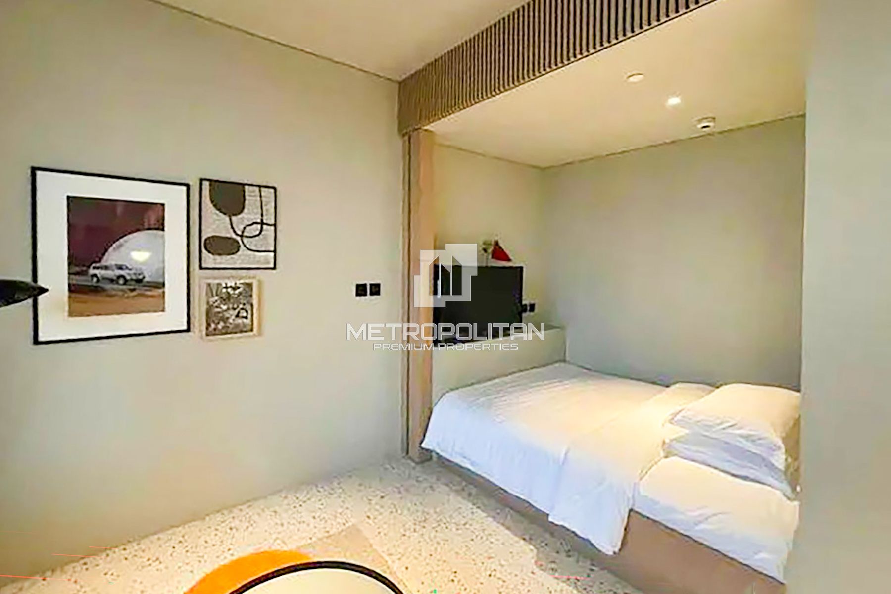 .5BR Apartment for Sale in Business Bay – MPS-49616