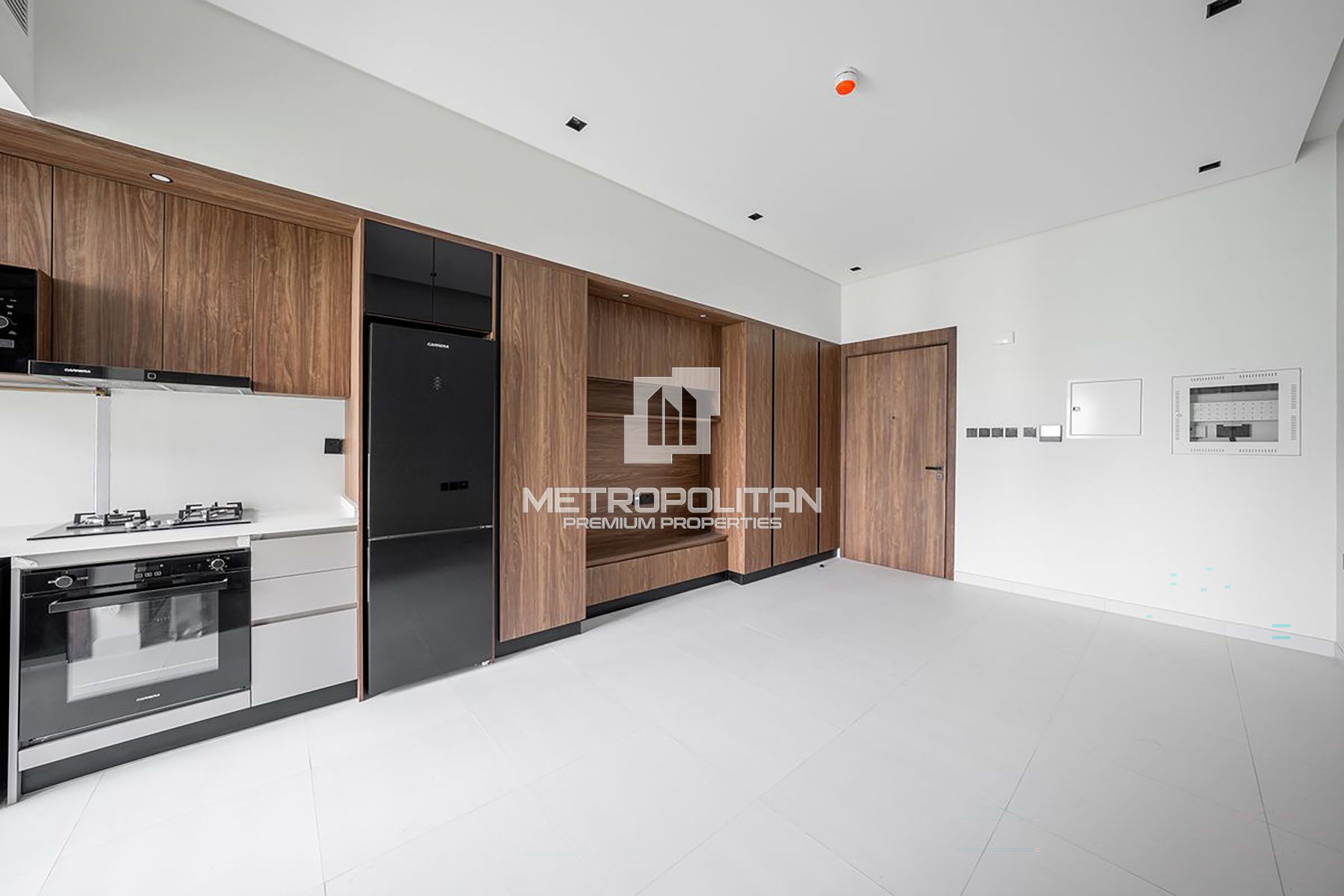 Vacant | Balcony | Garden View | Unfurnished