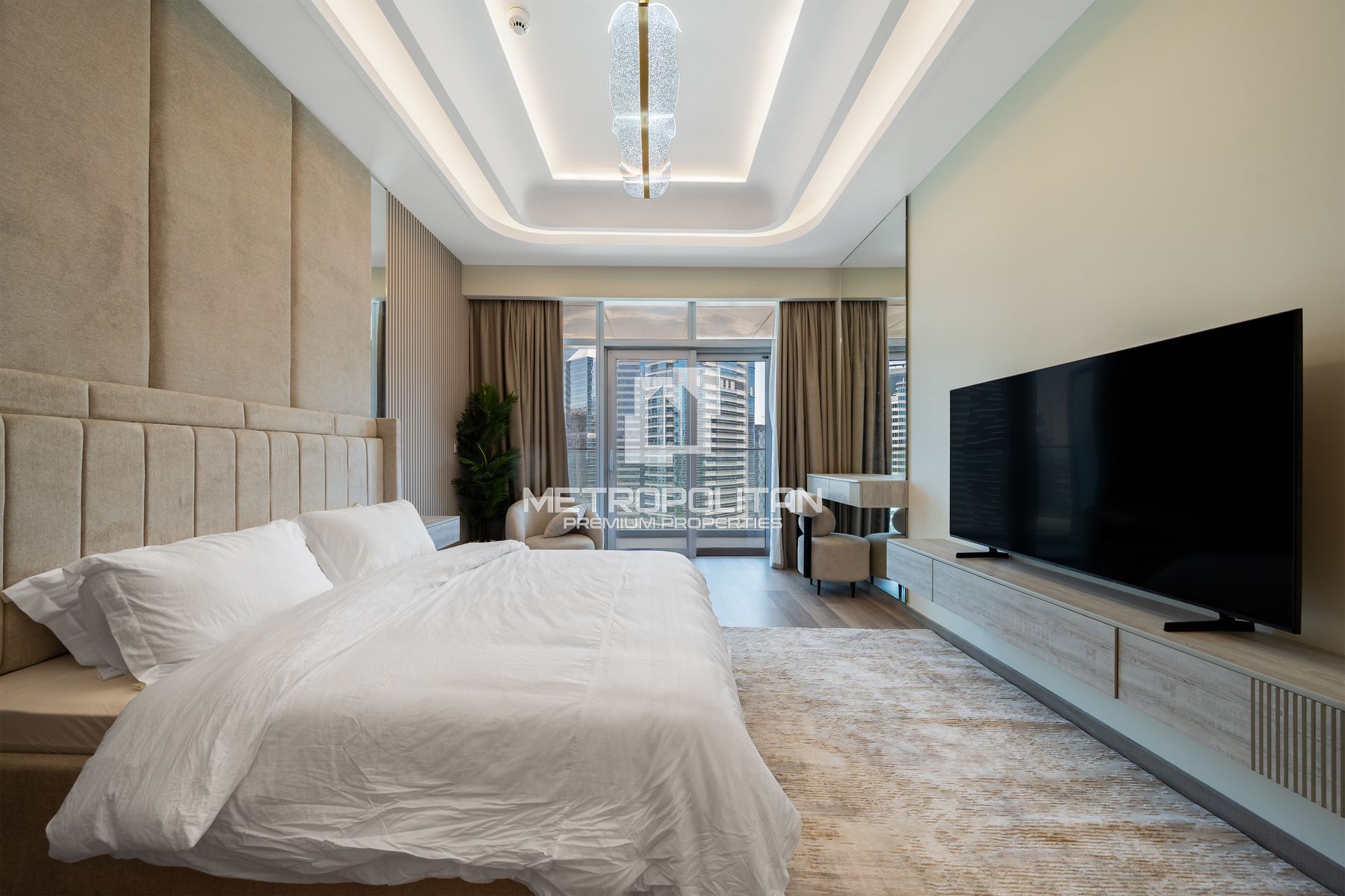 Upgraded | Furnished | Vacant | Canal View