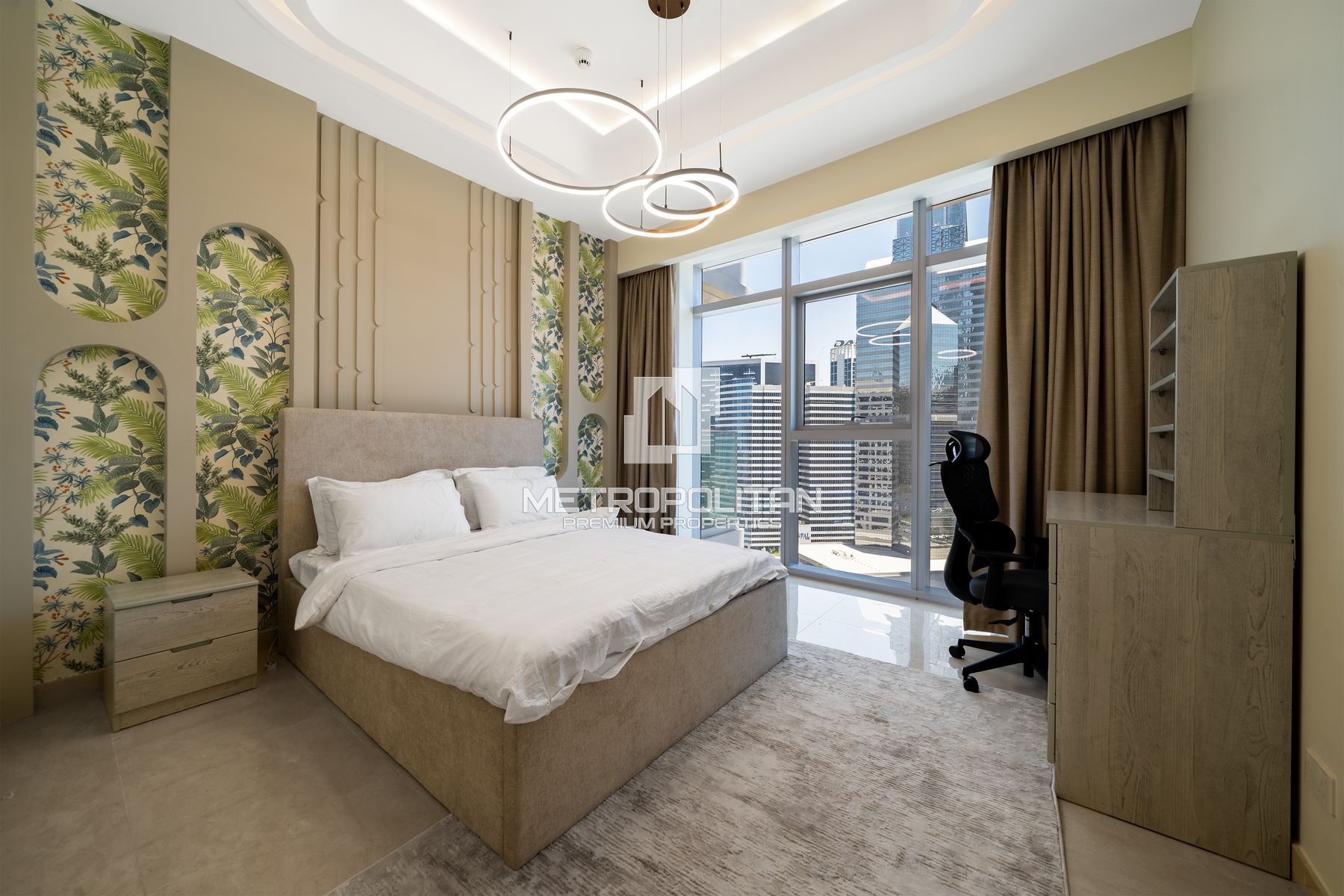 Upgraded | Furnished | Vacant | Canal View