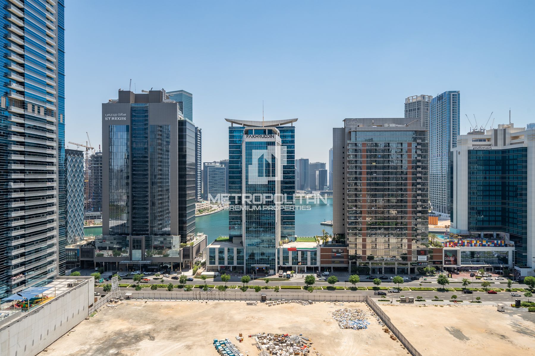 Upgraded | Furnished | Vacant | Canal View