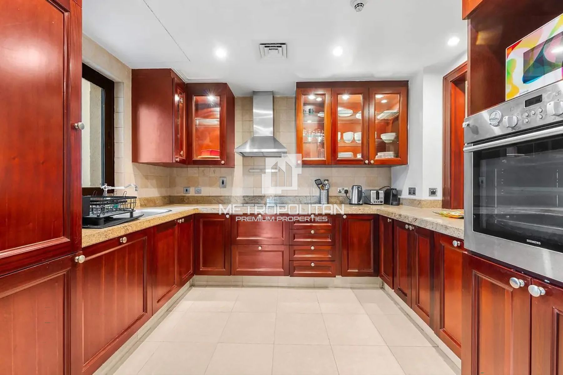 Spacious Layout | Separate Dining | Bright Unit