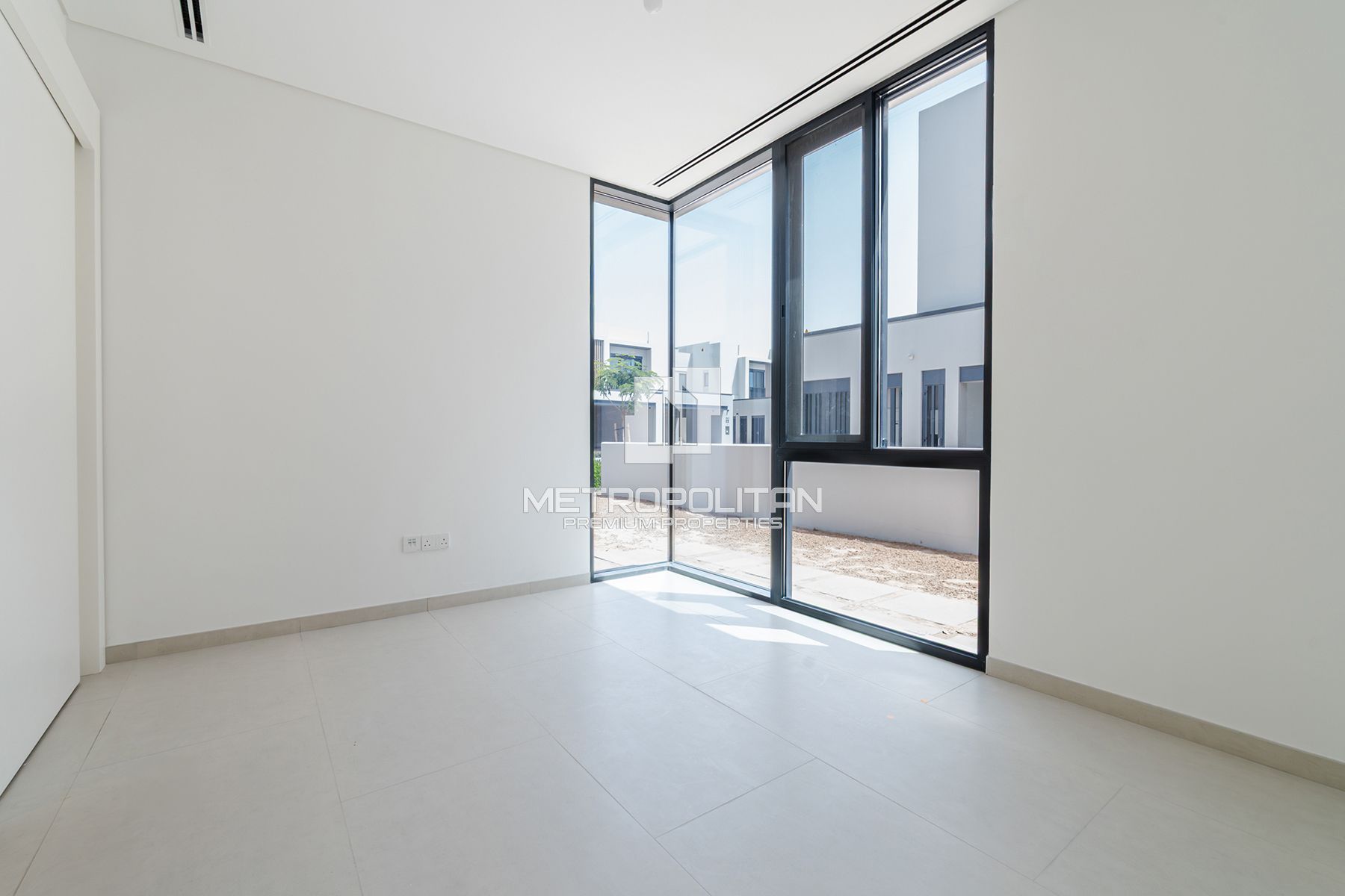 4BR Townhouse for Sale in Jebel Ali – MPS-49799