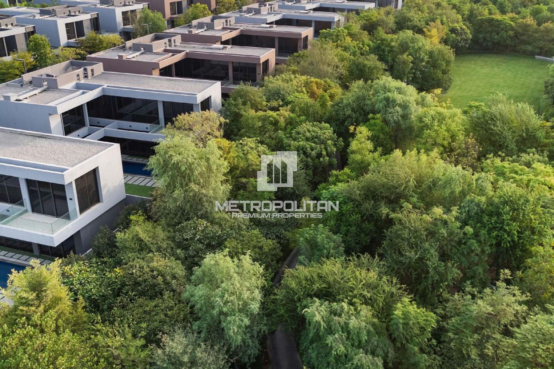 Luxury 3BR Townhouse | Close to Original Price