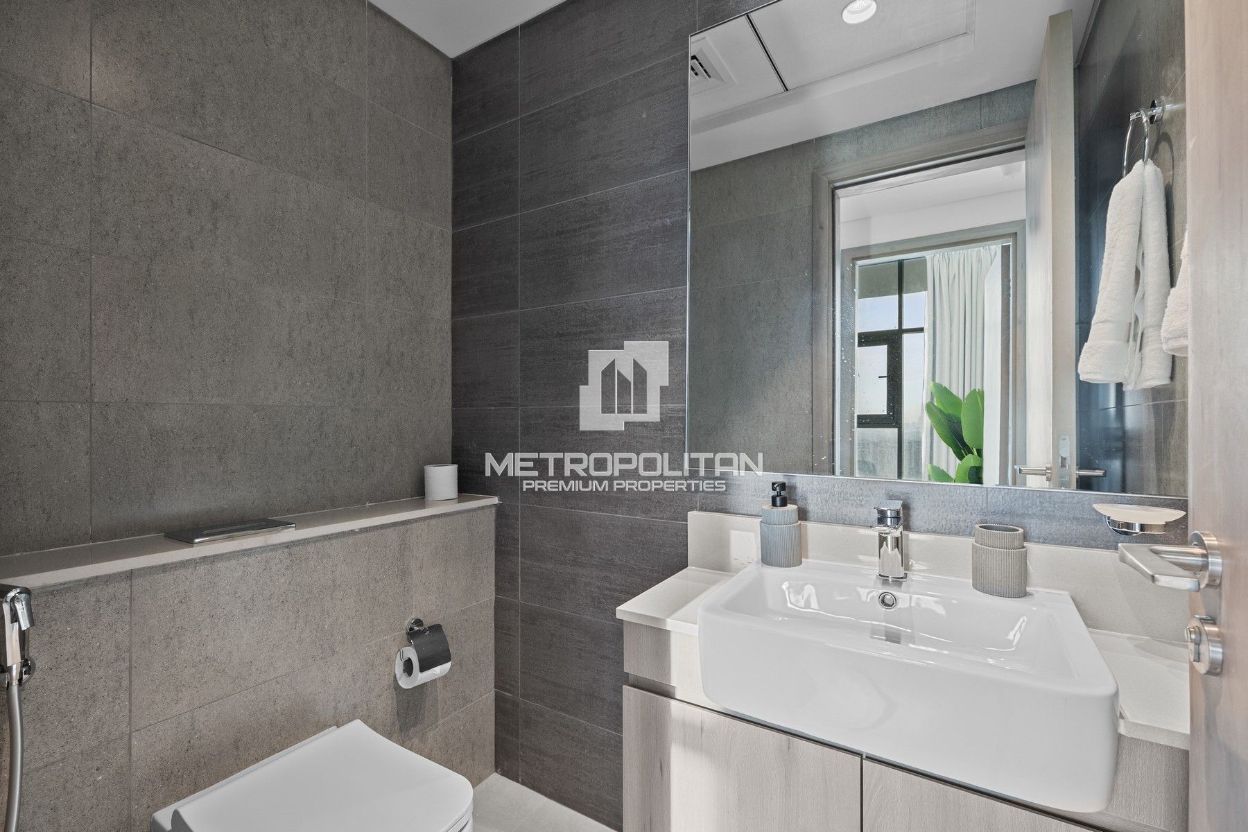 Motivated Seller | Park View | Vacant | High Floor