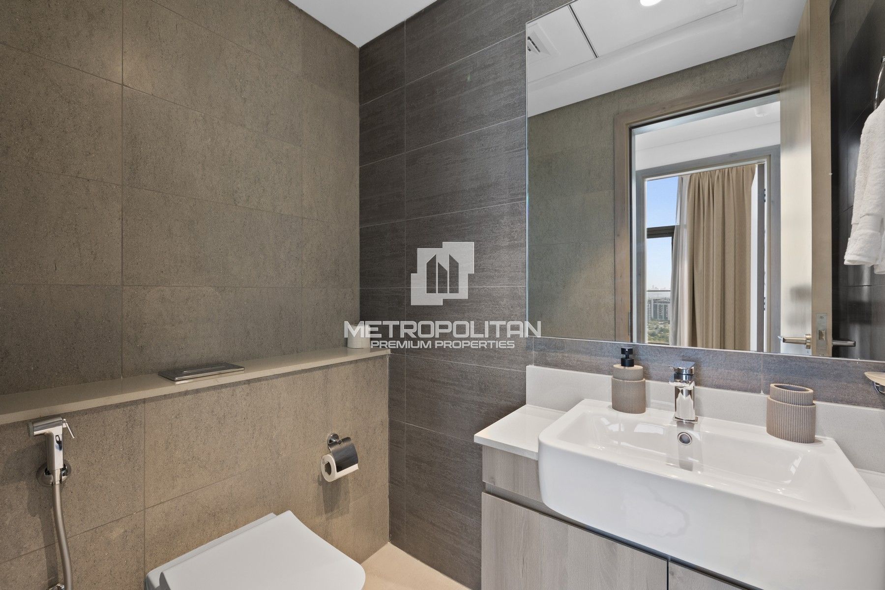 Motivated Seller | Park View | Vacant | High Floor