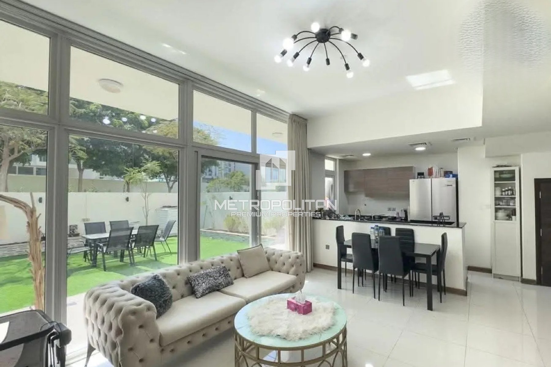 Vacant | Single Row | XU4BB | Prime Location