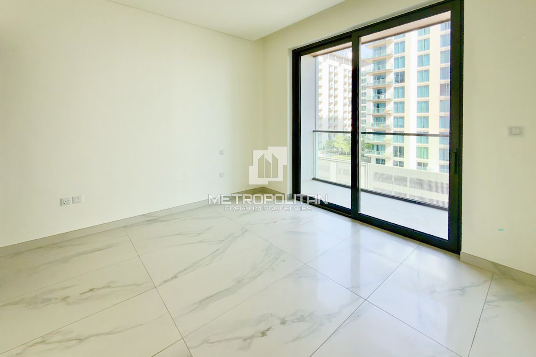 Community View | Vacant | Bright and spacious