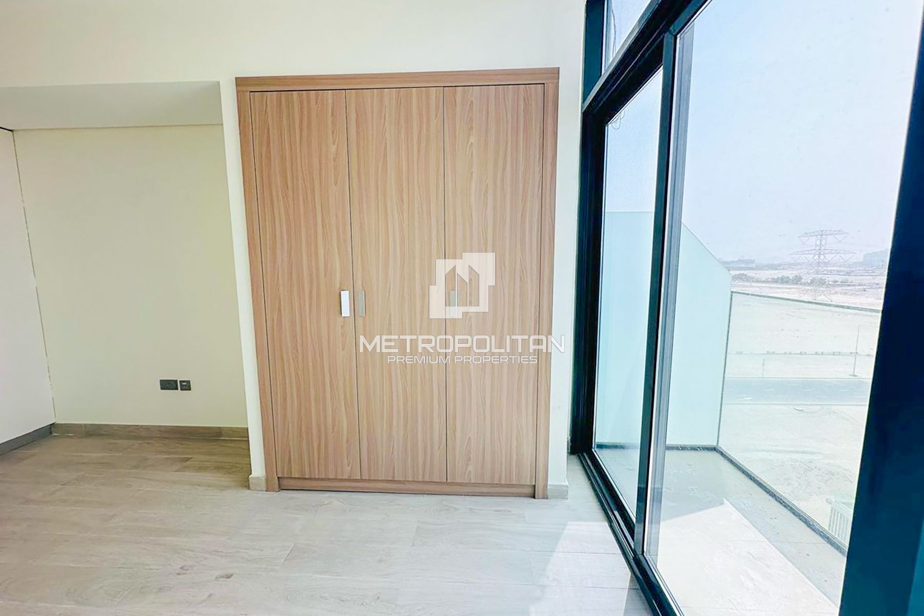 Waterfront Studio | High ROI | Lagoon View