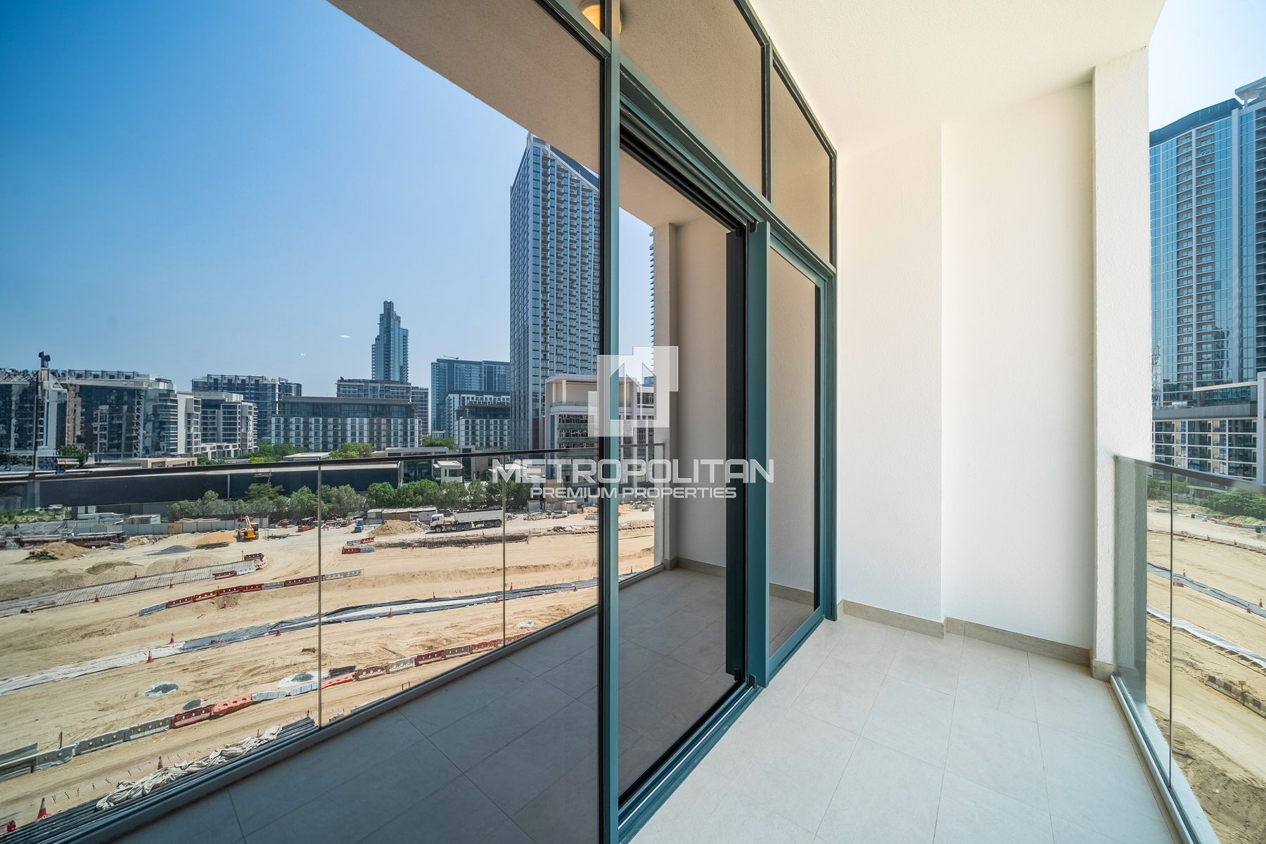 Waterfront Studio | High ROI | Lagoon View