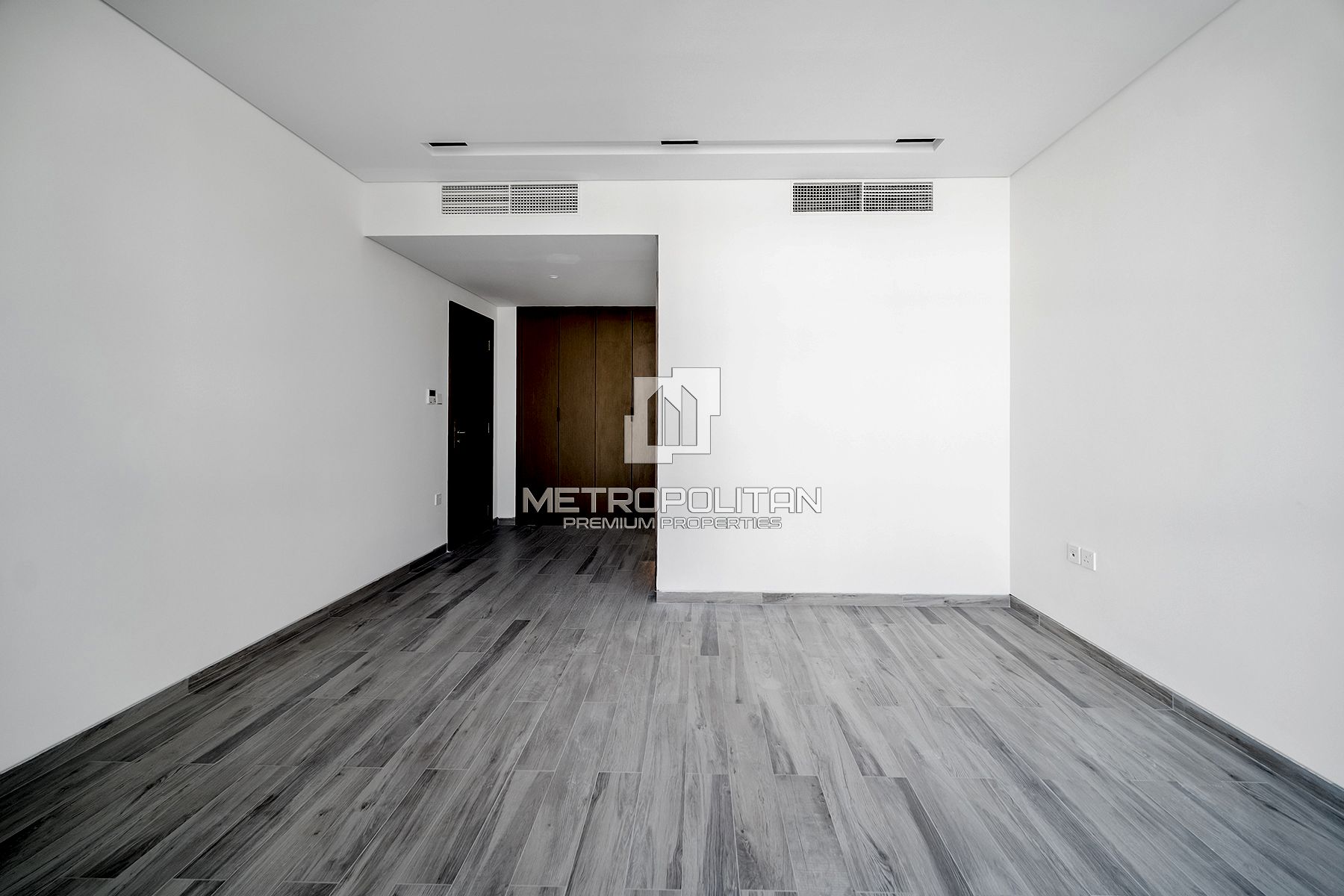 Exclusive Standalone 5BR Villa | Ready to Move In