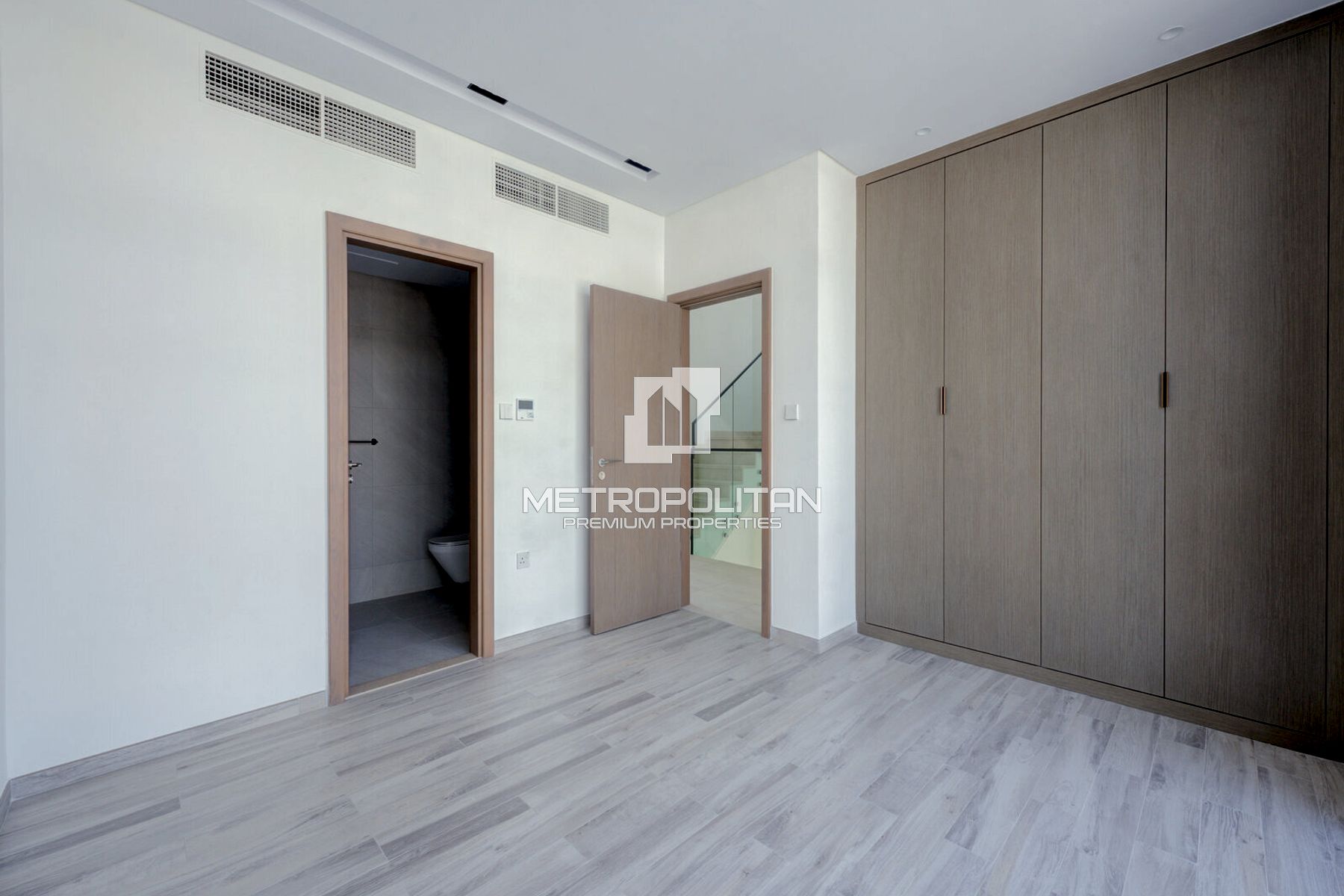 Corner Townhouse G+2 | W/Kitchen Appliances