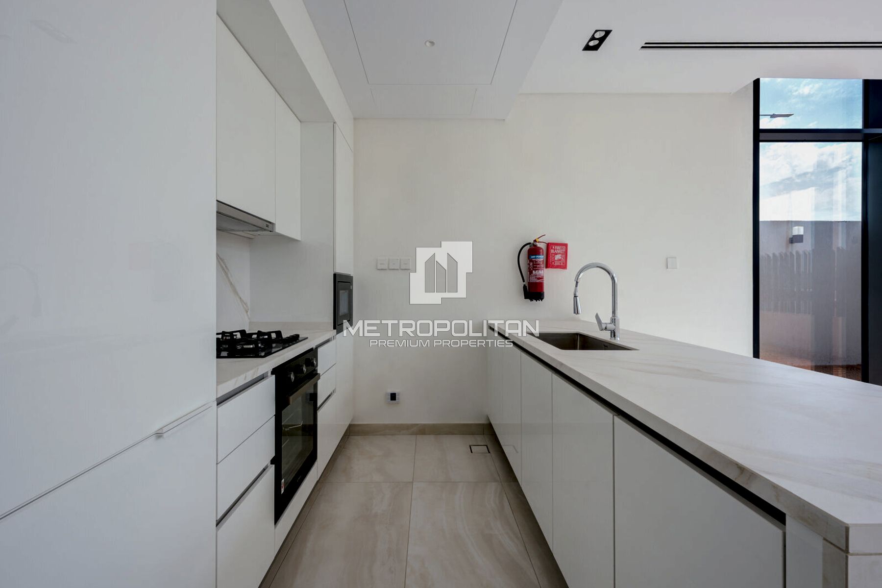 Corner Townhouse G+2 | W/Kitchen Appliances