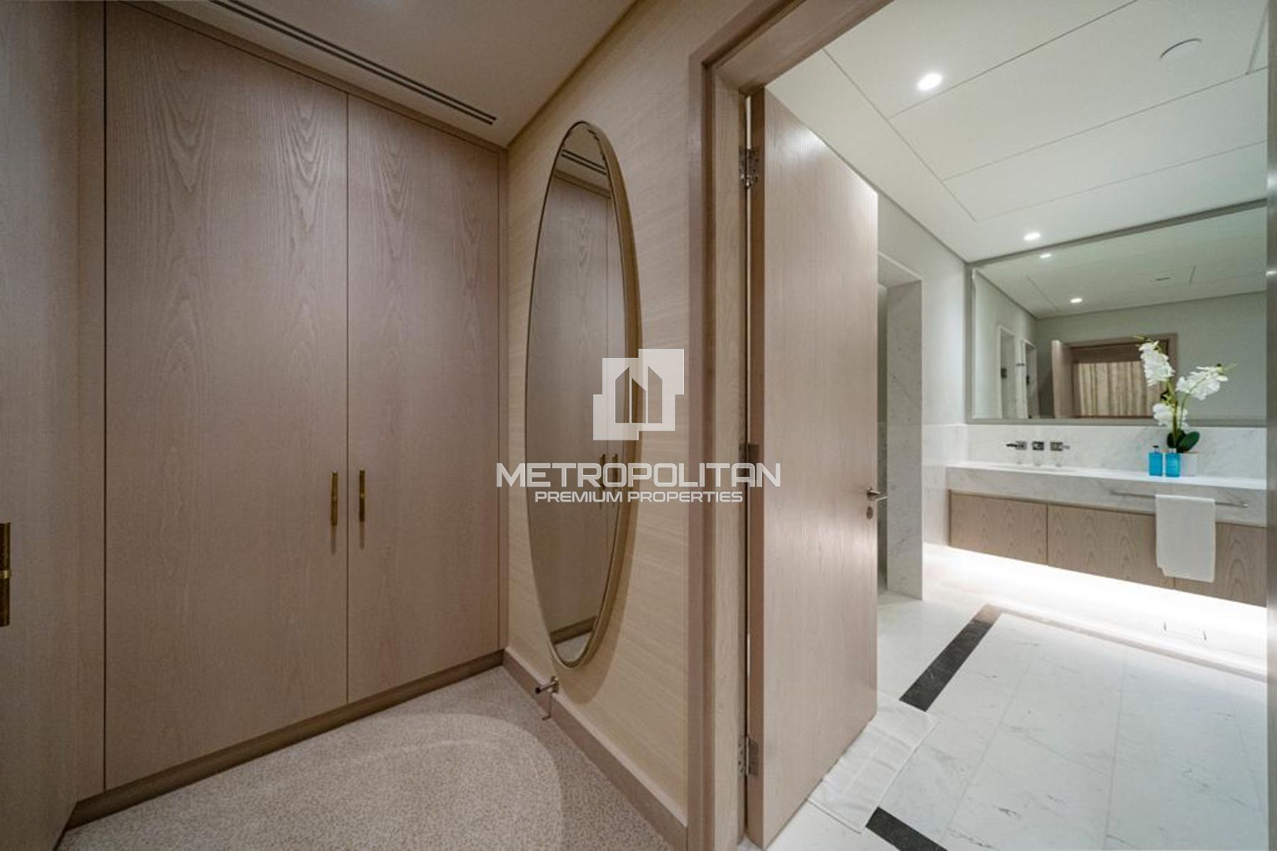 Furnished | Corner Unit | Facing Royal Atlantis
