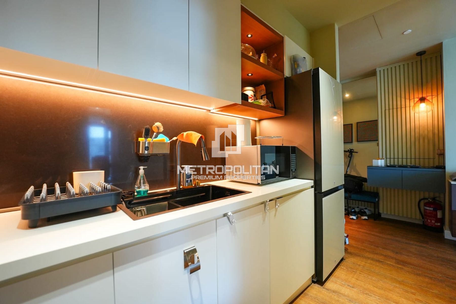 Upgraded | High Floor | Fully Furnished | Vacant