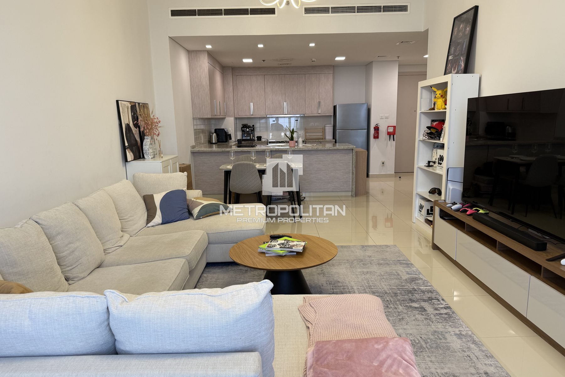 Spacious Living | Furnished | Motivated Seller