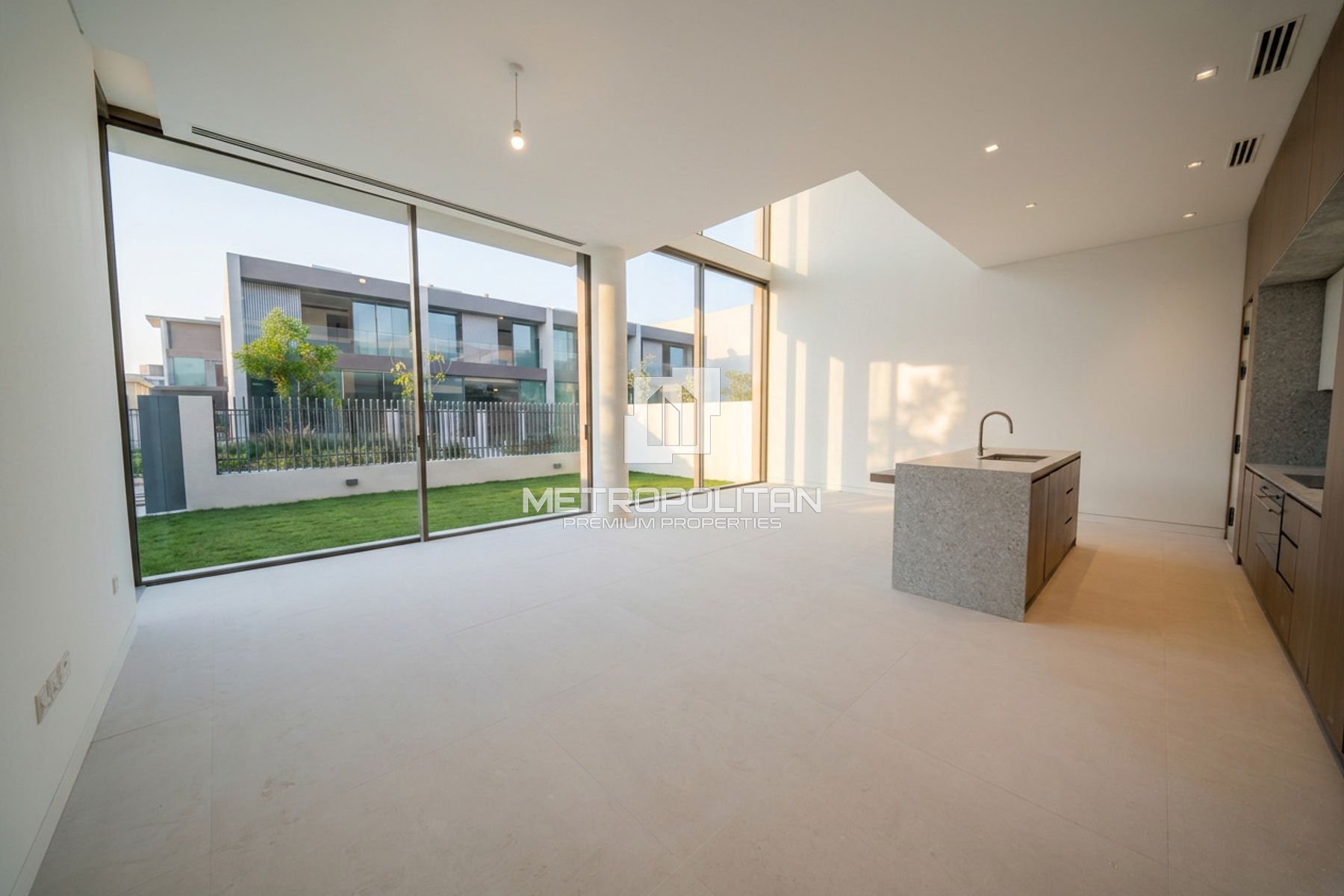 Single Row G+1 | Park View | Private | S-Detached