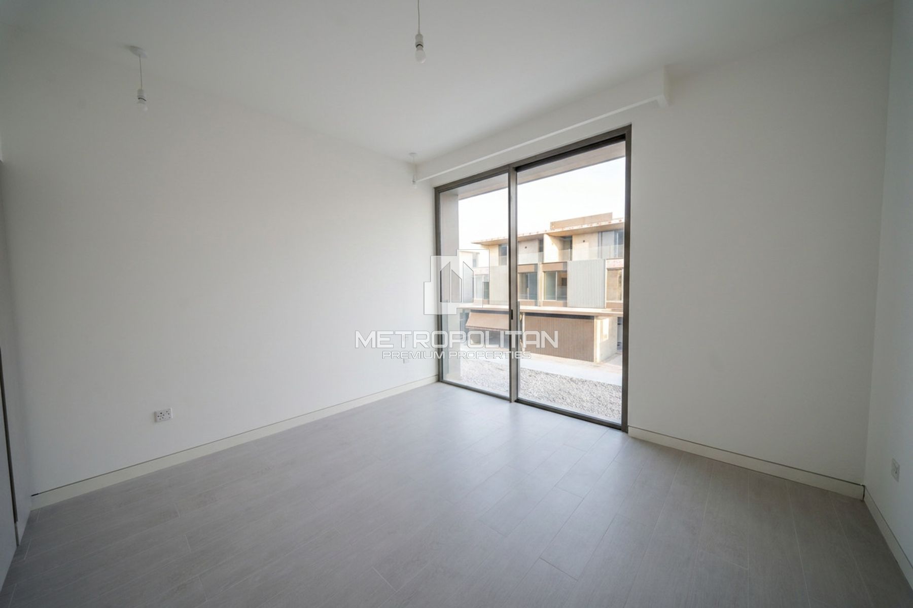 Single Row G+1 | Park View | Private | S-Detached