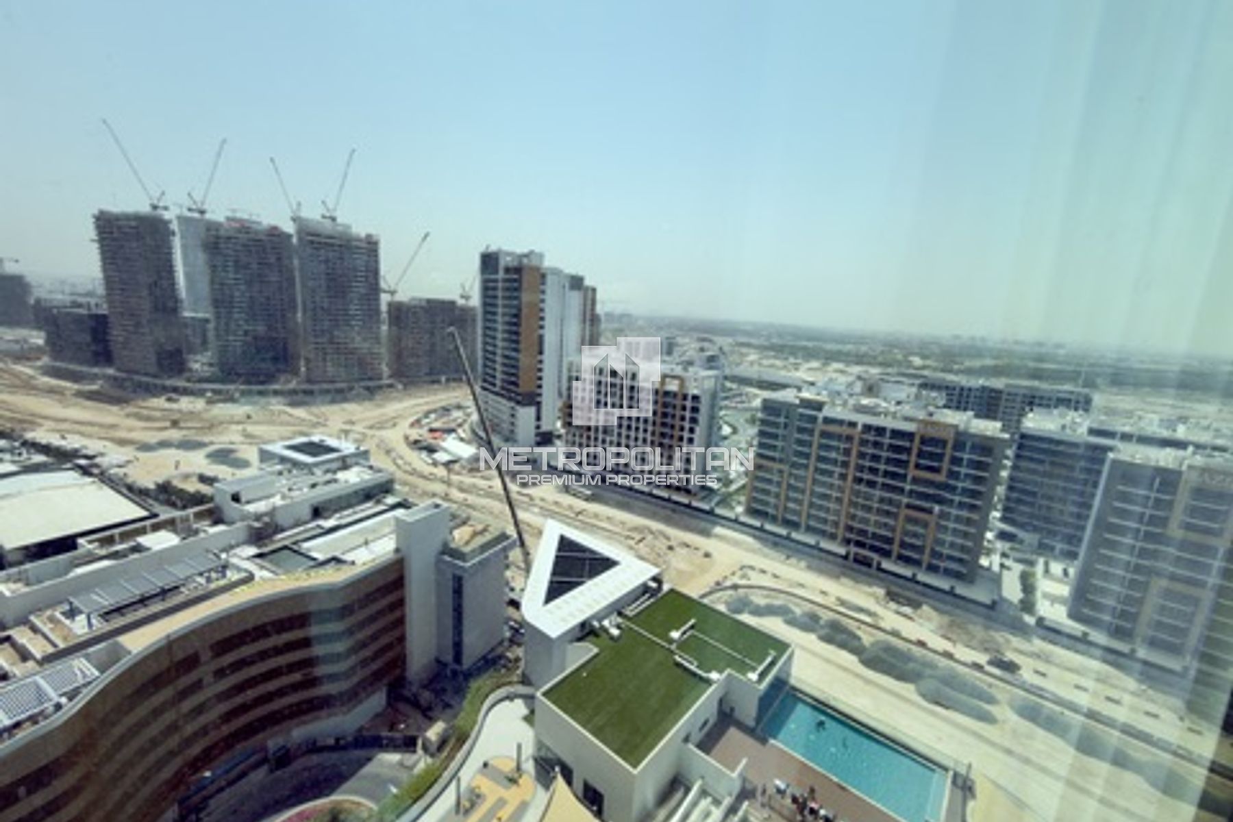 Bright Apartment   | Lagoon View | High Floor