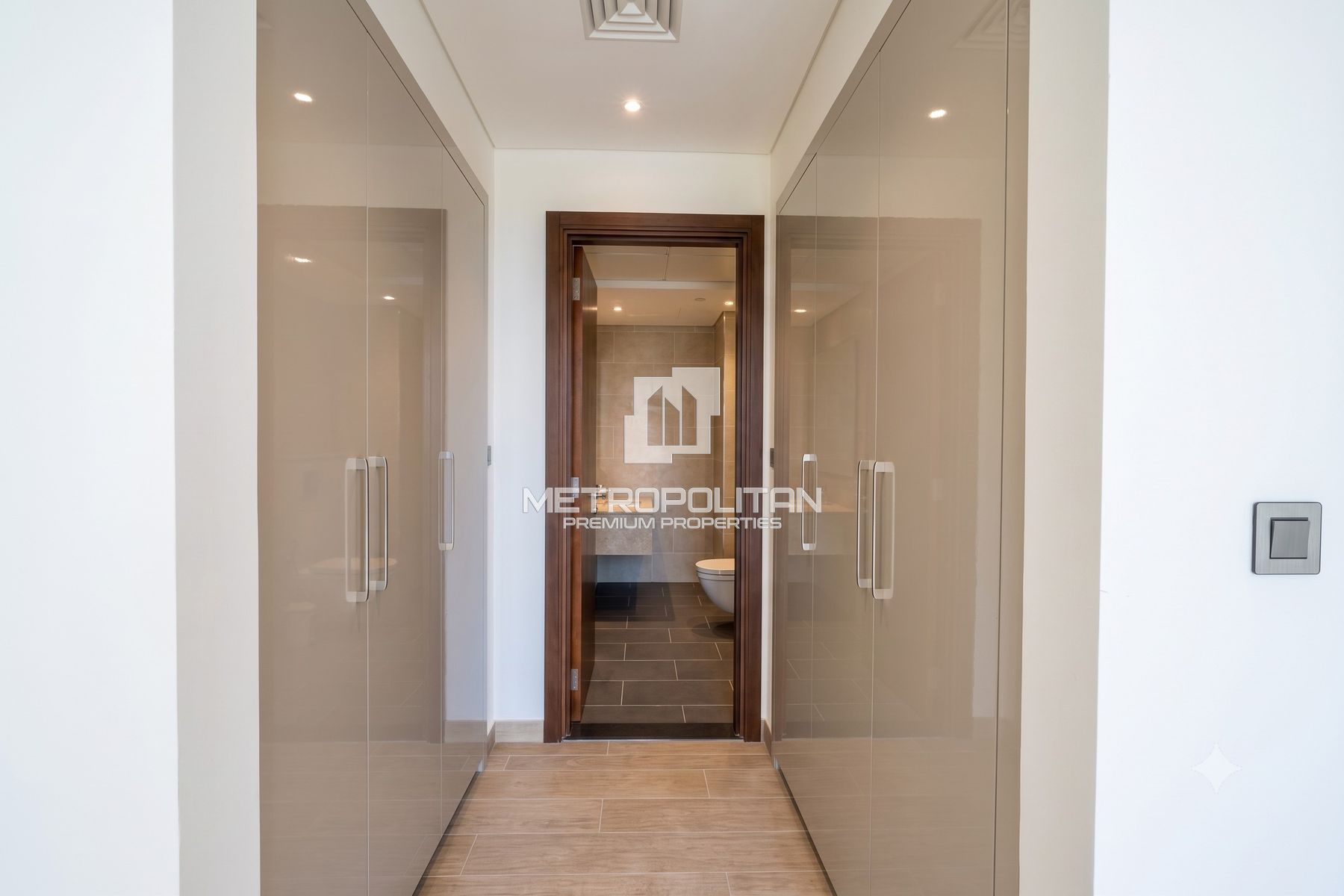 Bright Apartment | Well Maintained | Spacious