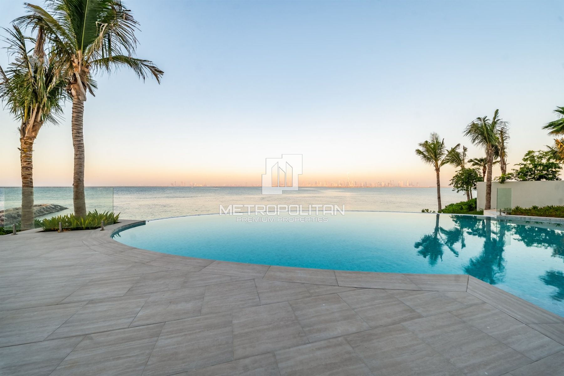 6BR Villa for Sale in Zuha Island Villas, The World Islands - MPS-50093