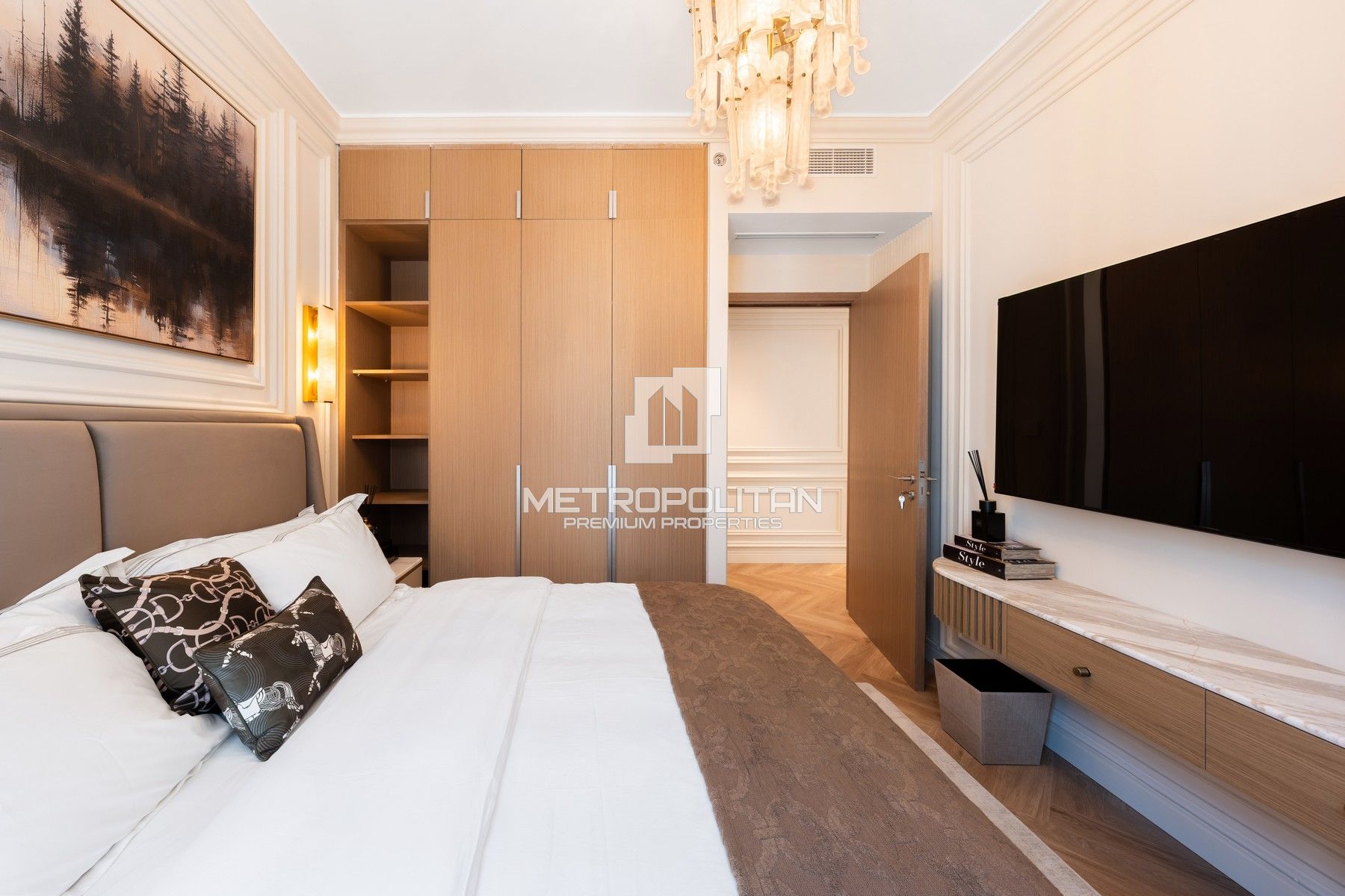 Fully Upgraded and Furnished | Vacant Now