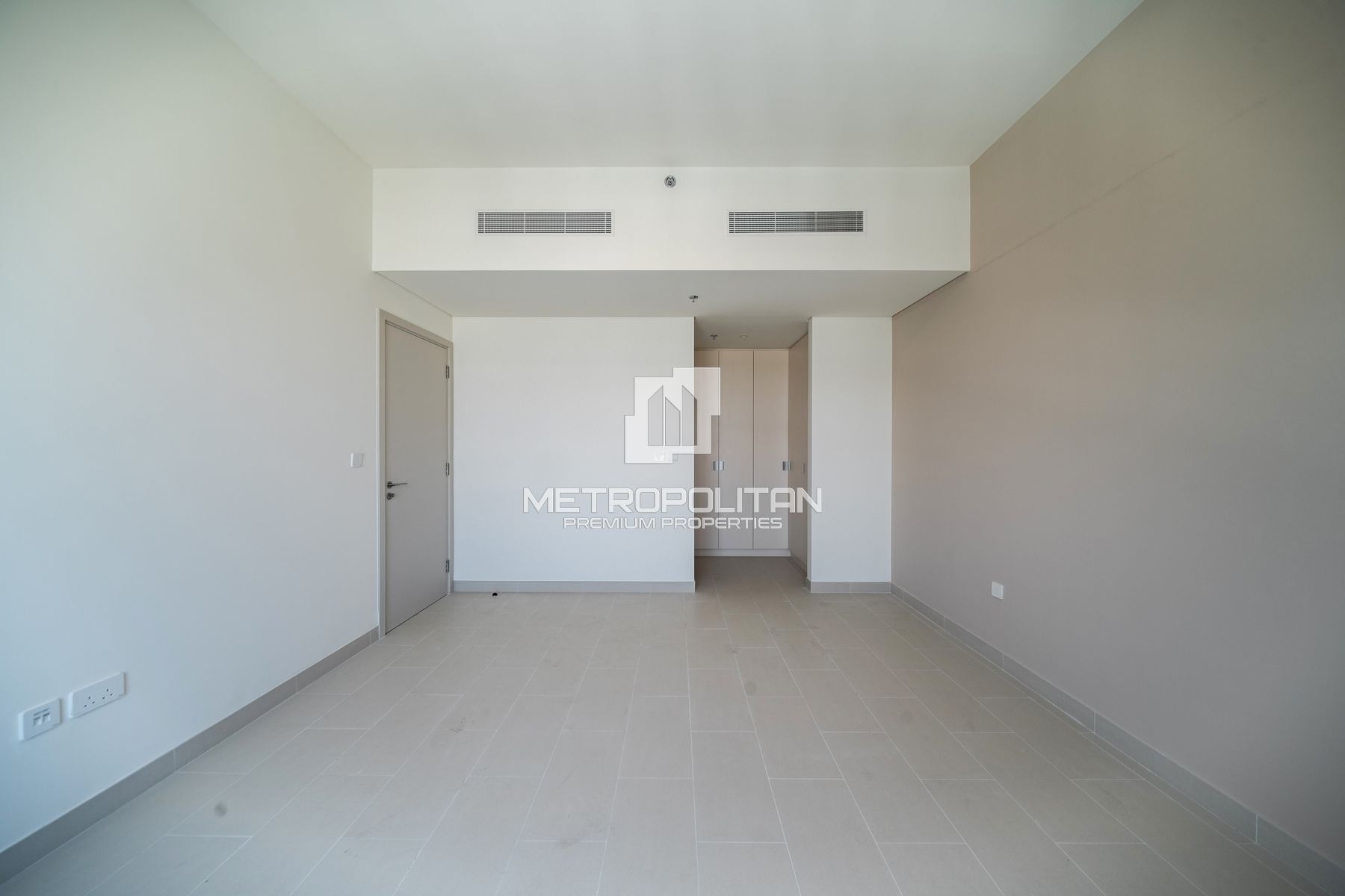 Full Park View | Ready to Move In | Best Deal