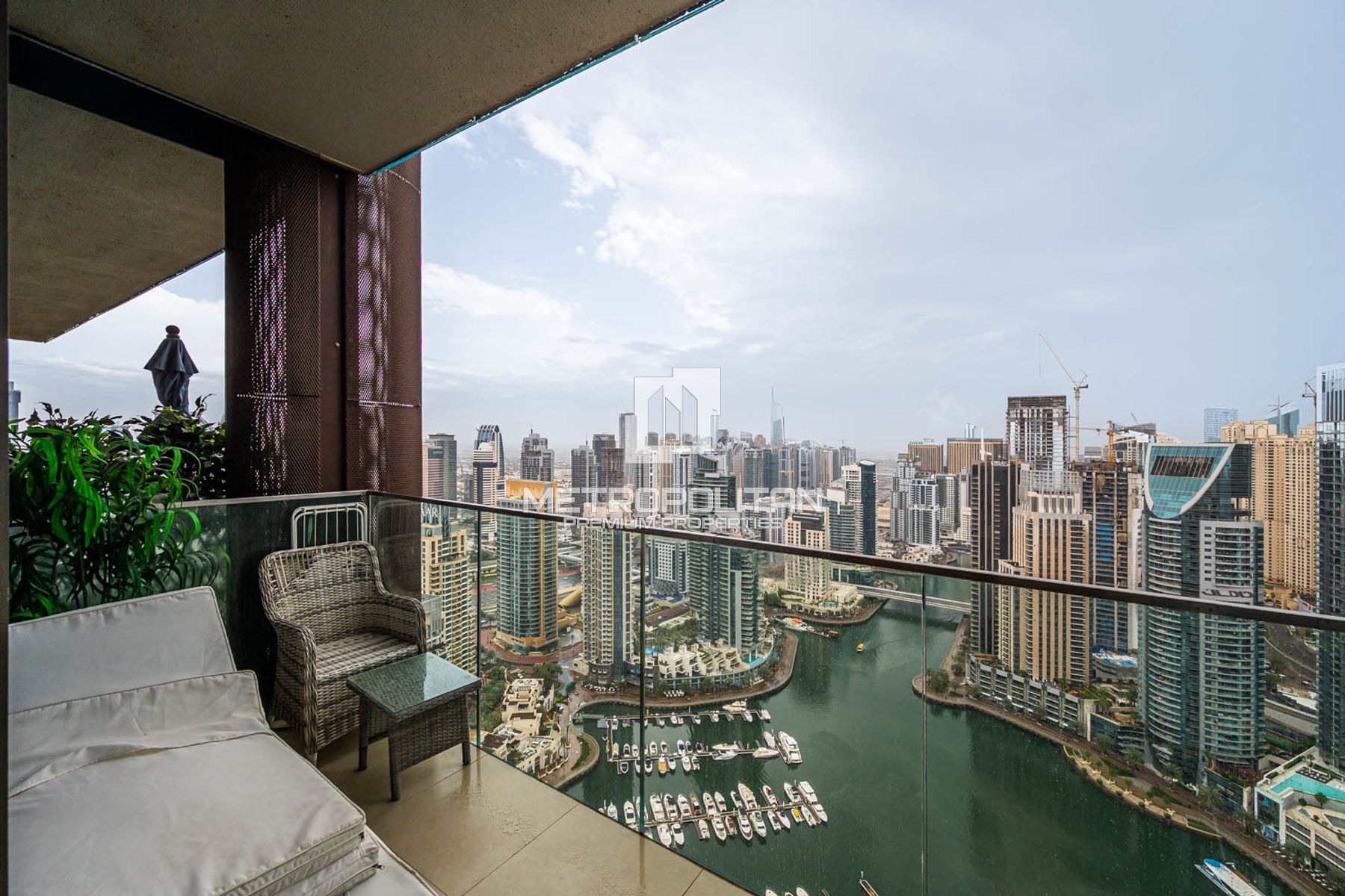 1BR Apartment for Sale in Marina Gate 1, Dubai Marina - MPS-50153