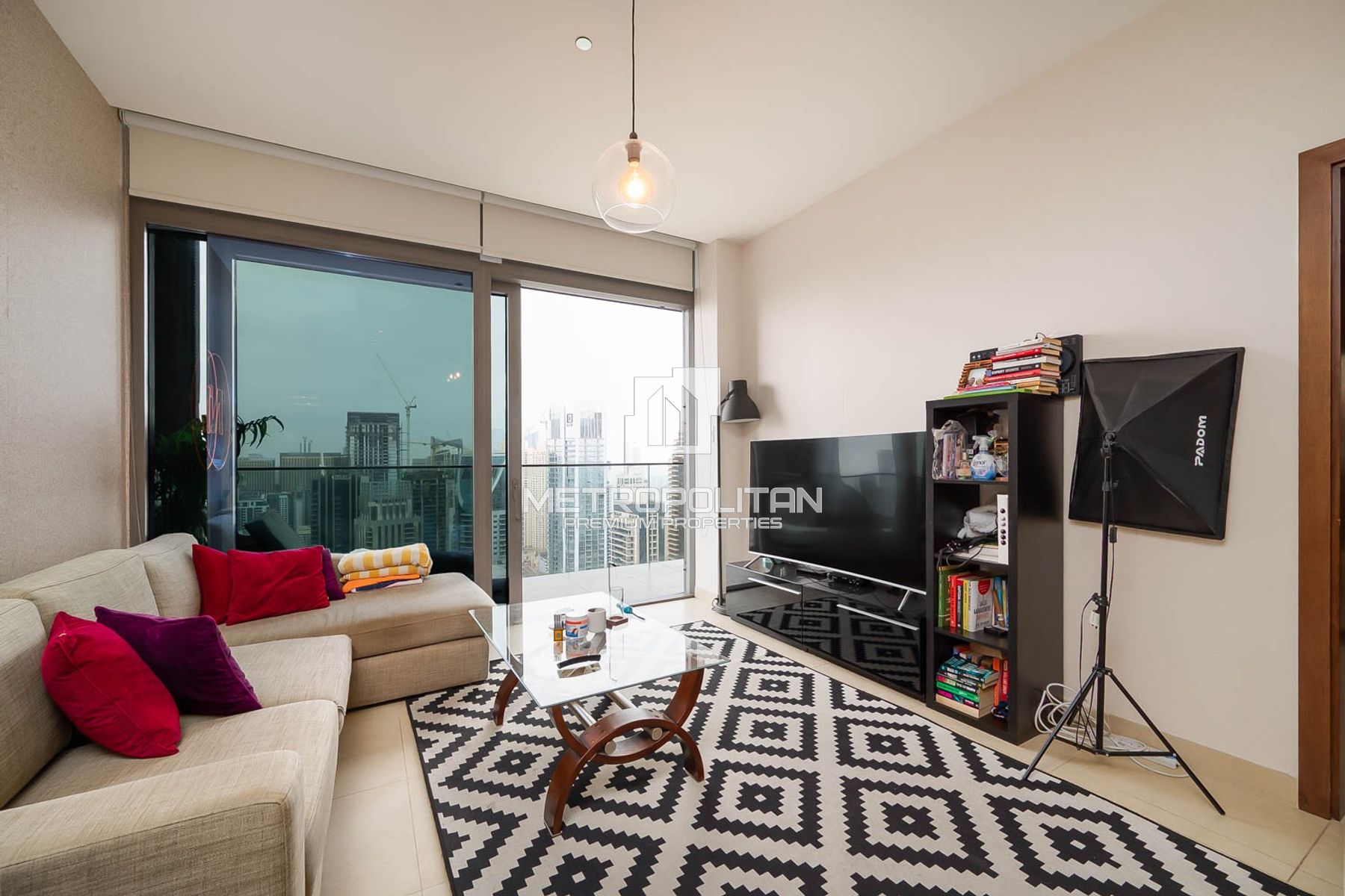 1BR Apartment for Sale in Marina Gate 1, Dubai Marina - MPS-50153