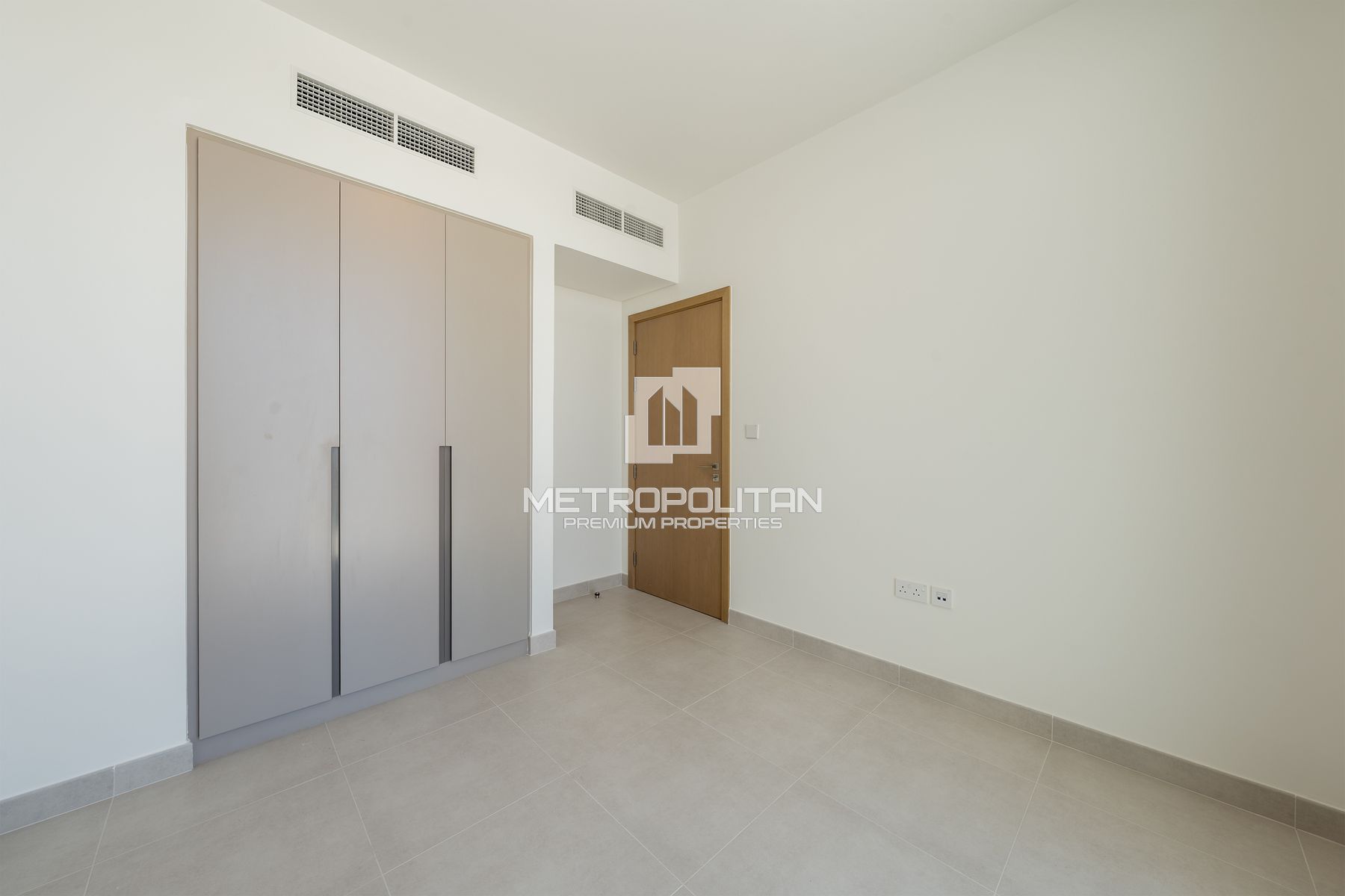 Spacious Layout | Single Row | Close to Amenities