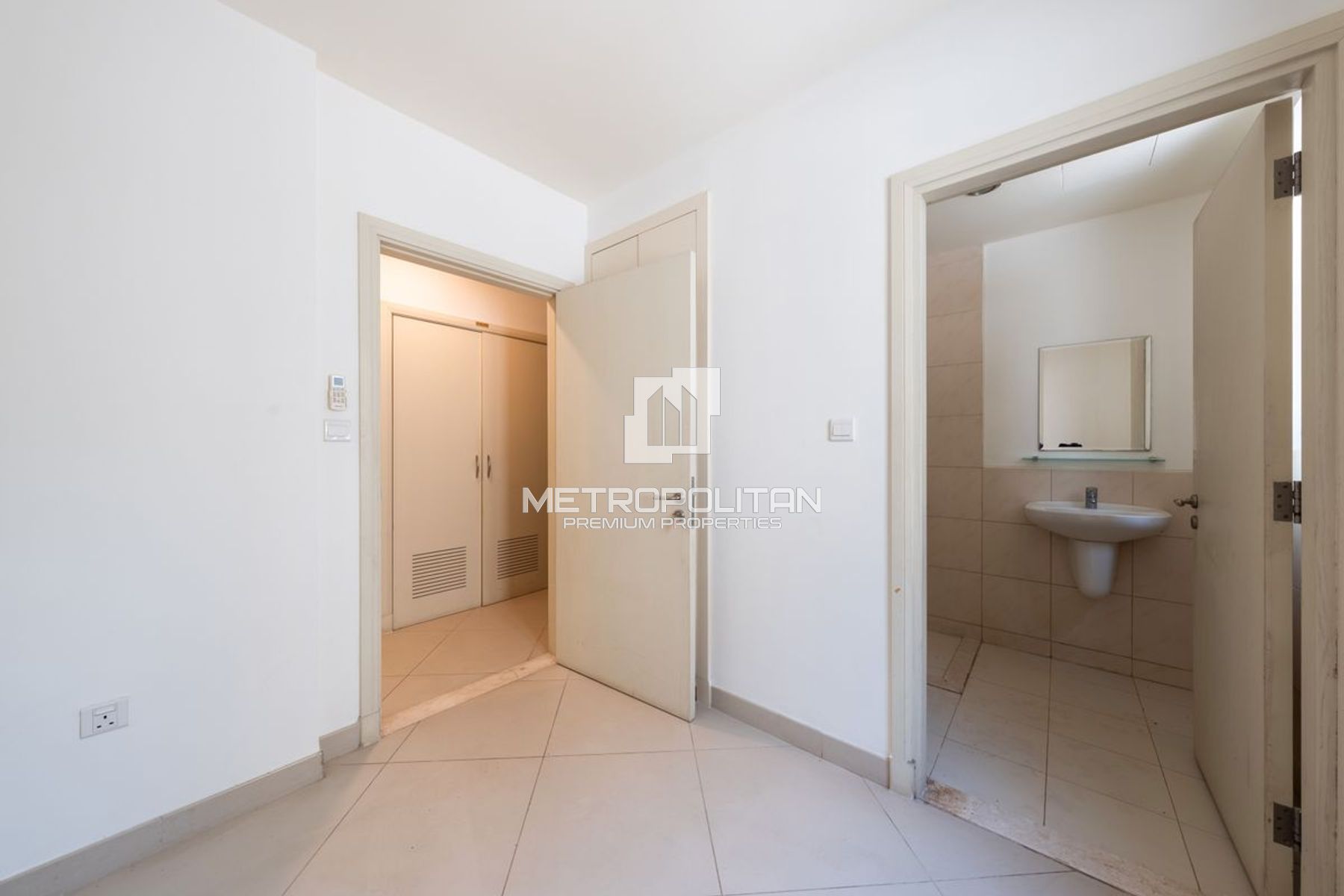 Partial Park View | Vacant | 4 Bed + Maid