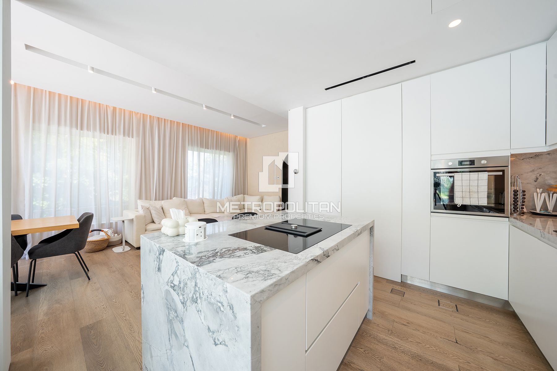 Corner Plot| Private Pool| Type 4E | Family Living