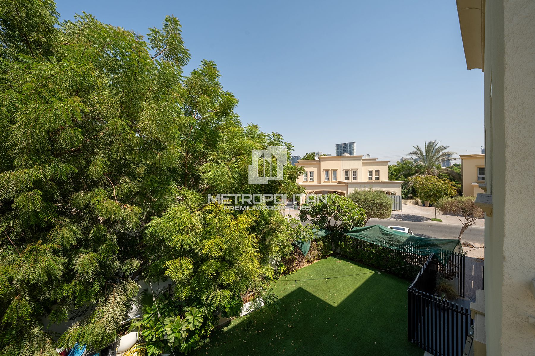 Corner Plot| Private Pool| Type 4E | Family Living