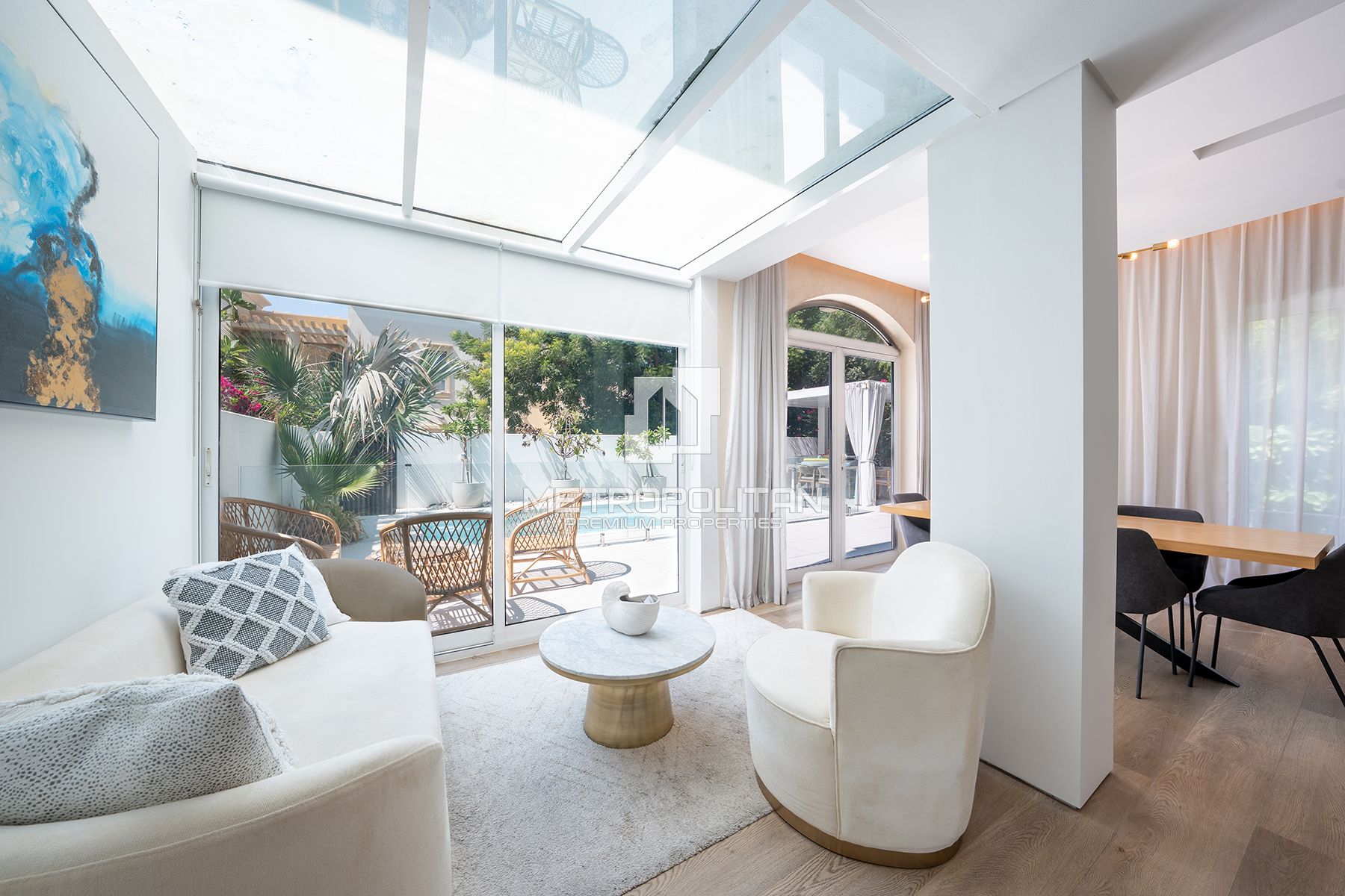 Corner Plot| Private Pool| Type 4E | Family Living