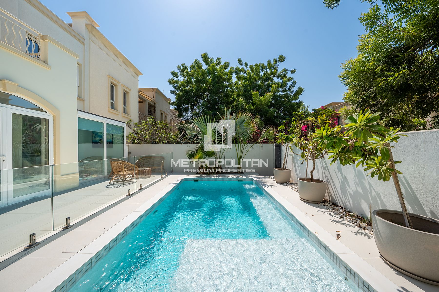 Corner Plot| Private Pool| Type 4E | Family Living