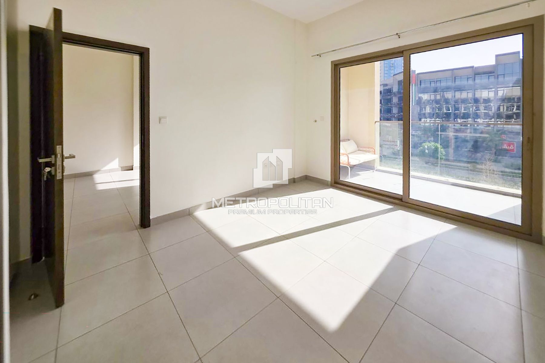 PRIME LOCATION | SPACIOUS LAYOUT | HOT DEAL