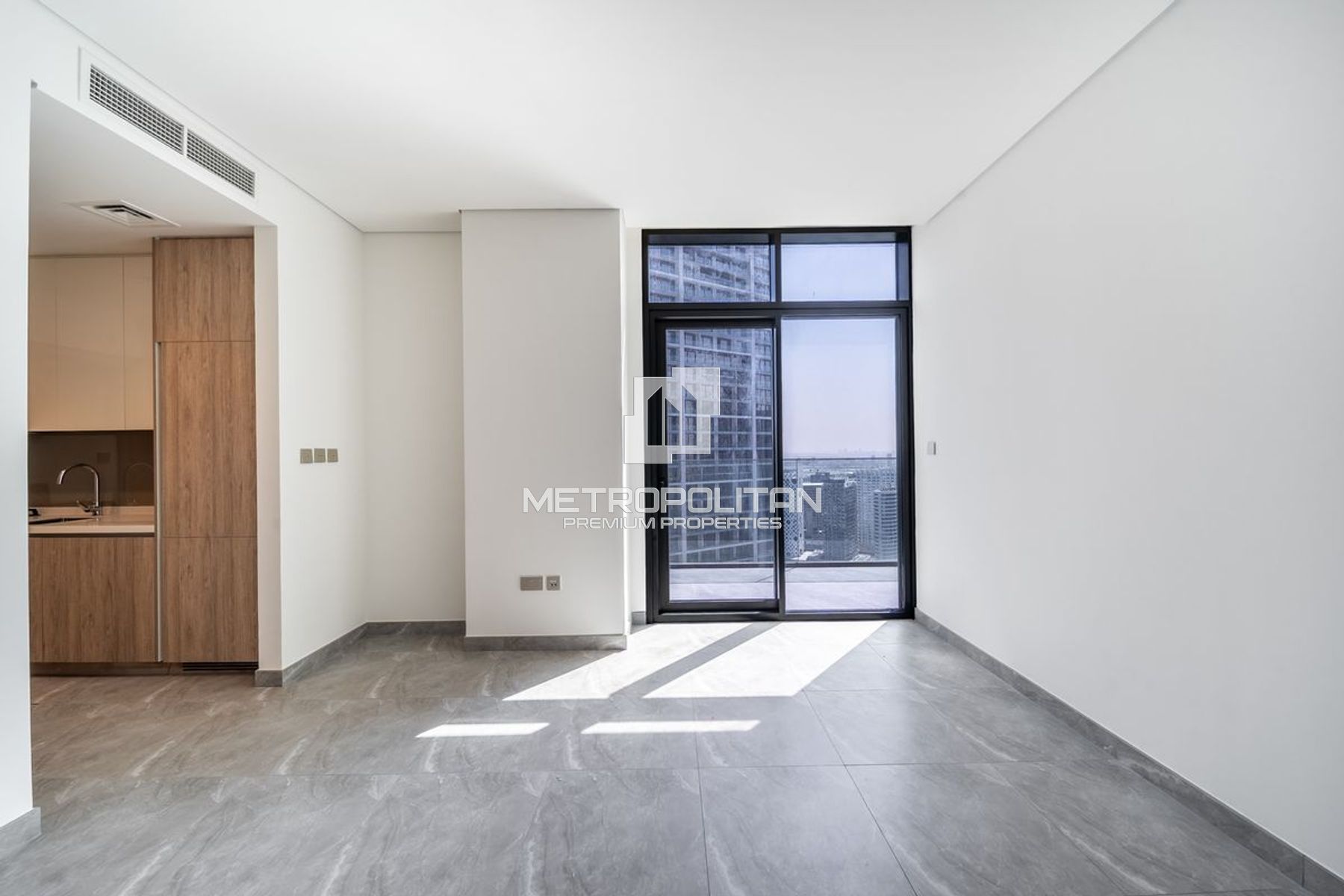 Studio Apartment for Sale in Peninsula Two, Business Bay - MPS-50223