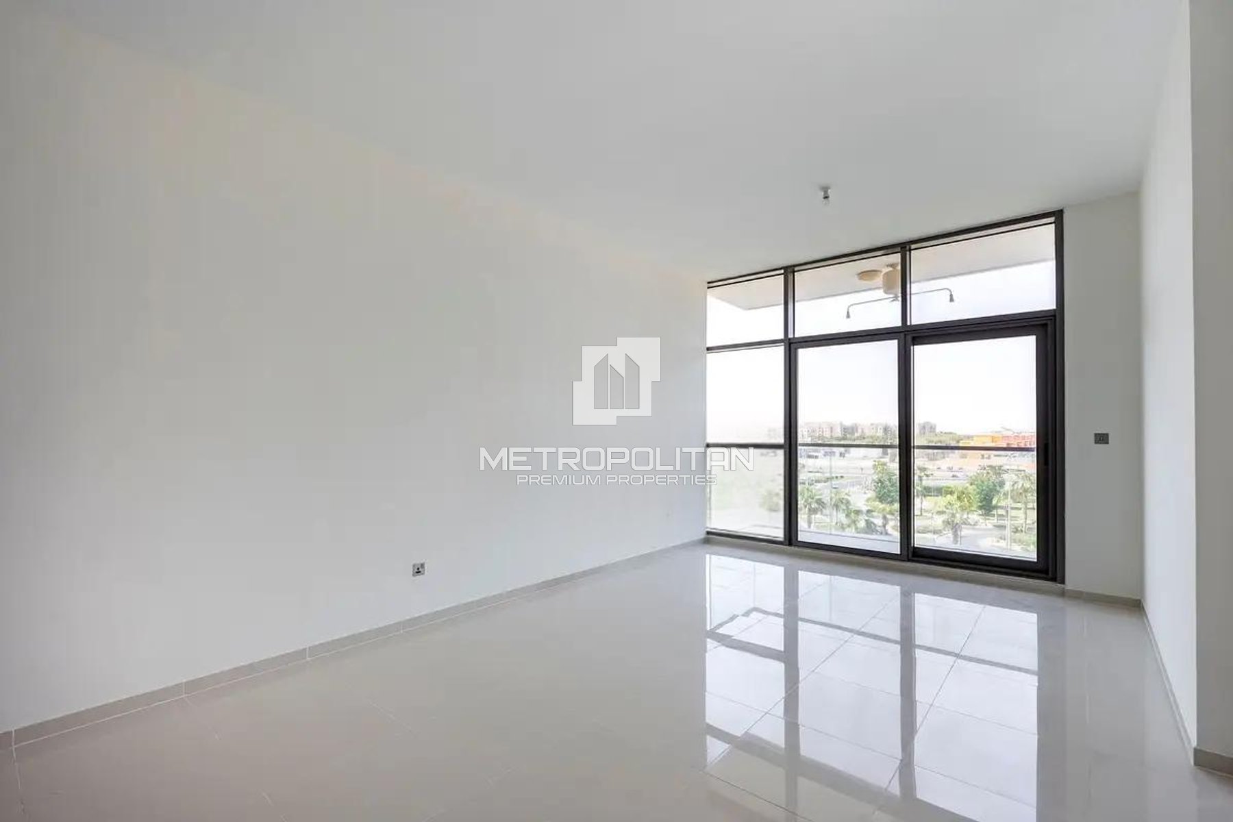 Vacant | Large Balcony | Park View |Prime Location